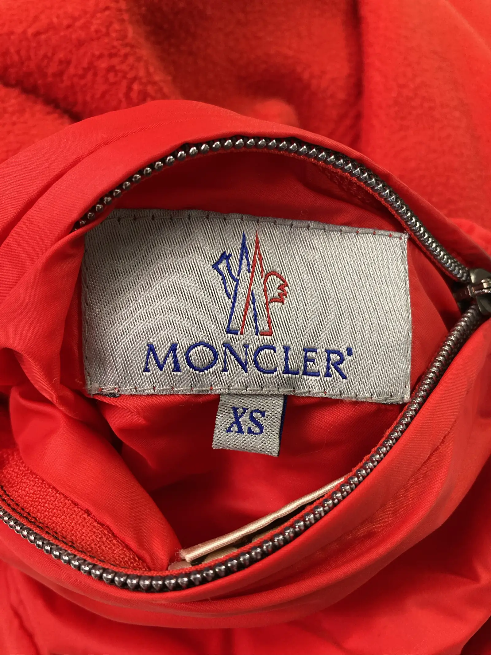 https://r2-worker.digdig.jp/product/c68cb673-d38a-4d72-898f-6dc6e6e28ba4/7fd87c40-1a93-4bc3-a4d3-c3a63686ec0a