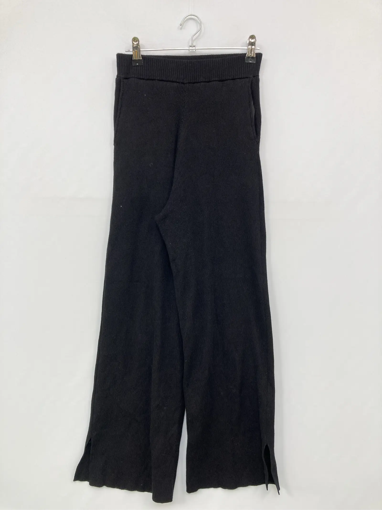 https://r2-worker.digdig.jp/product/c69b7a91-eec6-41e7-95c5-123ac5f138b9/fa2f2f37-1818-4876-aafa-1ead71a0bc2f