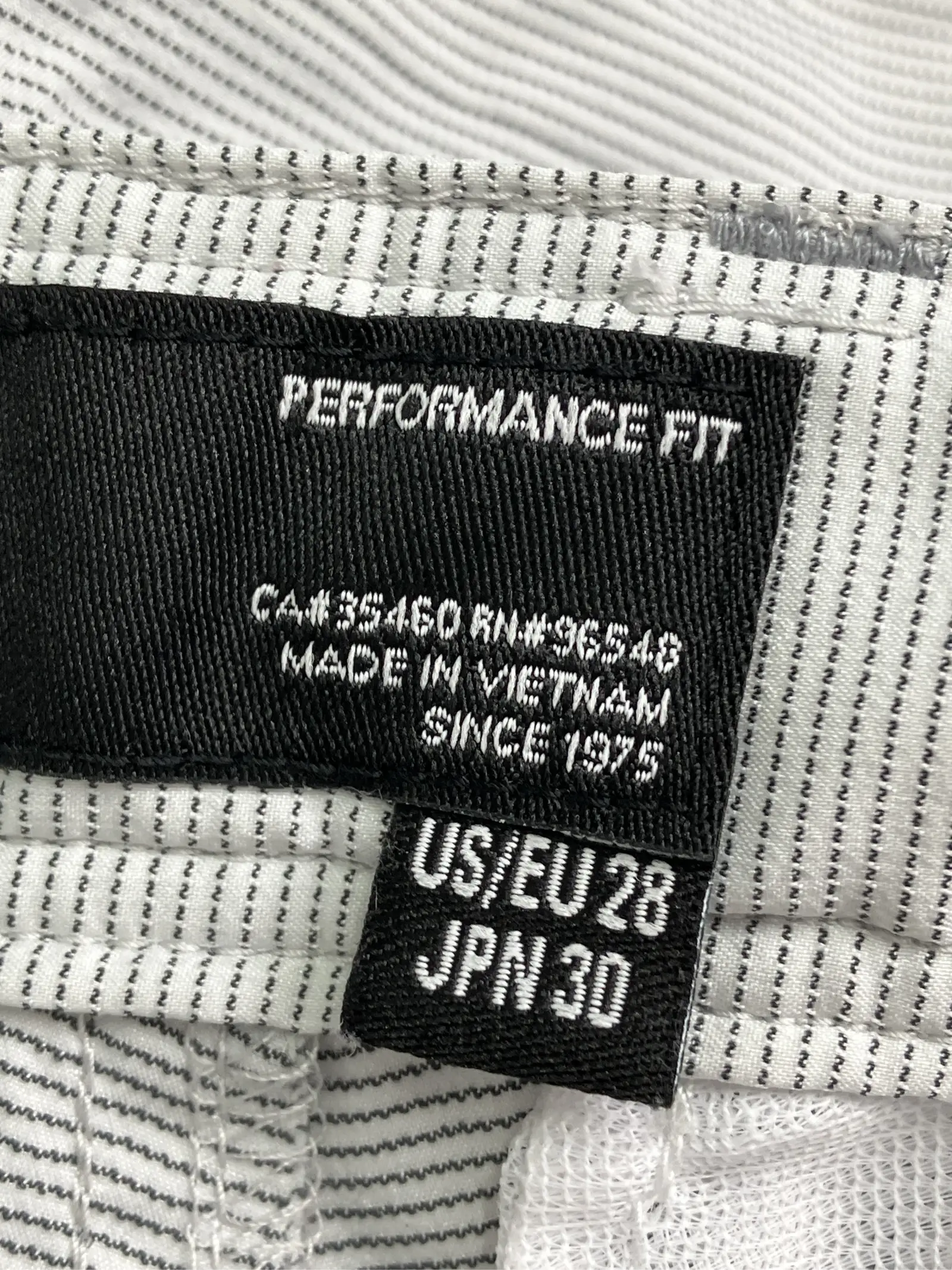 https://r2-worker.digdig.jp/product/c6e83cbf-e4a5-4524-8909-1ef04d557c31/8e7b498e-222e-4620-9ea9-a8921af8ba6b
