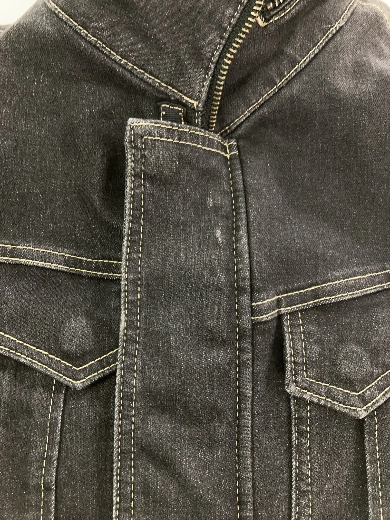 https://r2-worker.digdig.jp/product/c6eb98c4-c2bb-4b31-8fc9-5ffe5b51cd11/ff9c2227-fe45-4398-9a55-145632c0f7ff