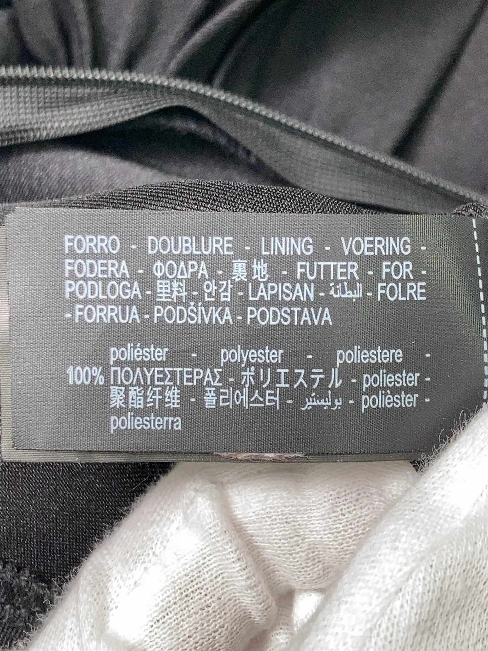 https://r2-worker.digdig.jp/product/c6fdce0f-2006-45b1-8ee4-b45c0cf36749/a31f4a8b-1faa-4d97-bb27-88c371bd5606