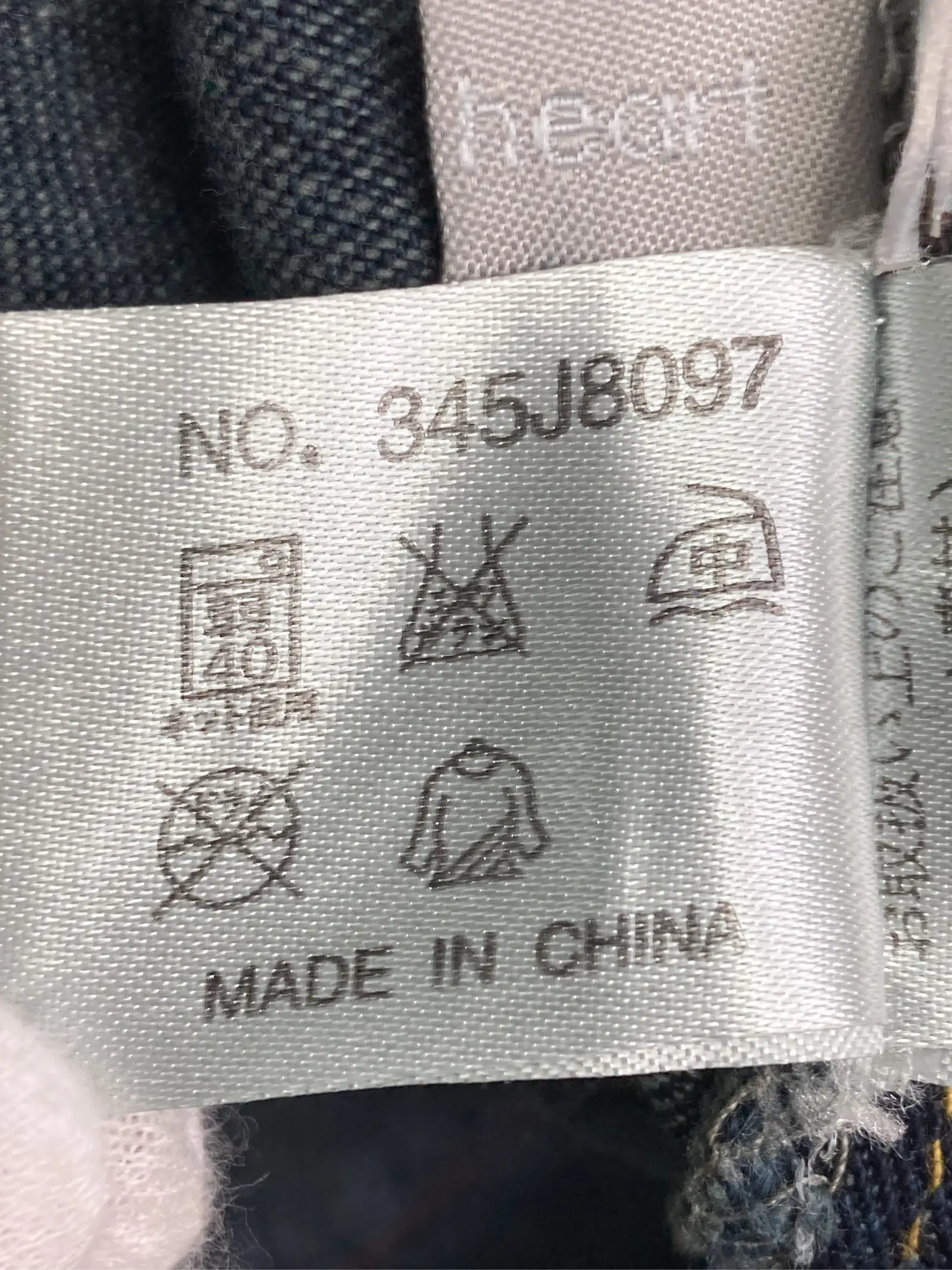 https://r2-worker.digdig.jp/product/c7cdeb47-0707-44fc-b410-d2635993b26a/af489825-b0f3-4a30-999e-3a2a98961e66