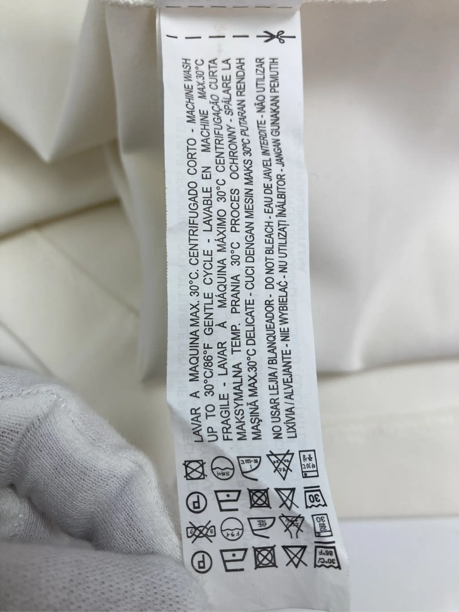 https://r2-worker.digdig.jp/product/c8d21250-b9ba-4037-a645-d904dfa51f5e/b42e6ac7-9685-4e7b-beb7-72eddb039211
