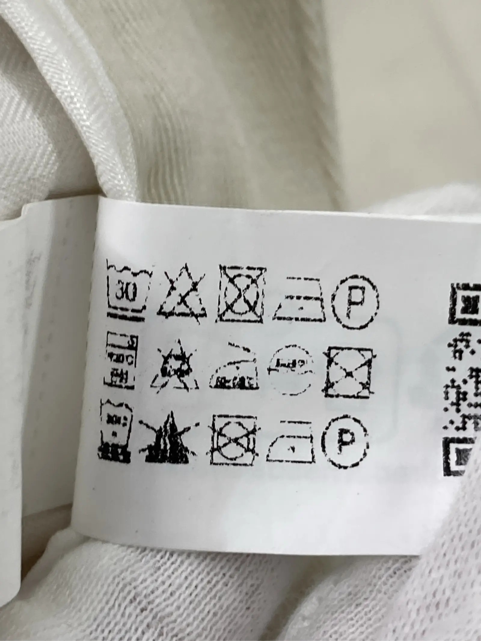 https://r2-worker.digdig.jp/product/c8d3f178-8e45-4ade-b50b-4d7f4937a562/2f47e39d-ddca-4316-bed4-e4ade3318147