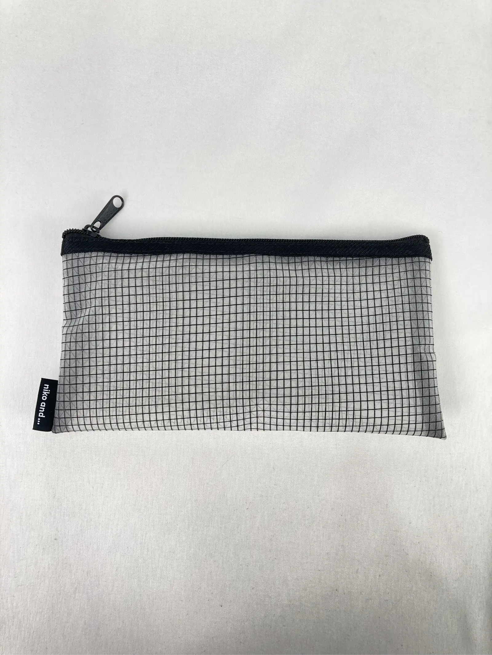 https://r2-worker.digdig.jp/product/c8f531b0-9110-46a4-9a33-740a07b5e28d/8863bb95-ddaa-43ab-b810-2b2aadcb9160