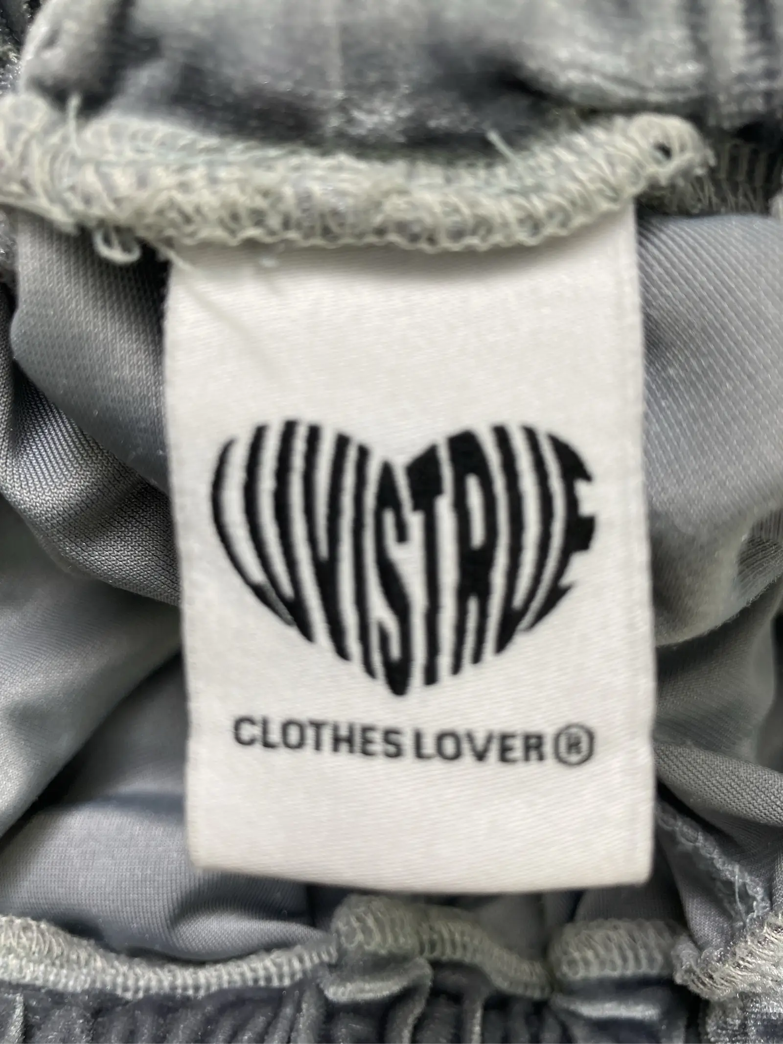 https://r2-worker.digdig.jp/product/c9050a98-2c8d-463a-8c6a-5f4789766a02/8316181f-be48-49b4-971d-acb55926a987
