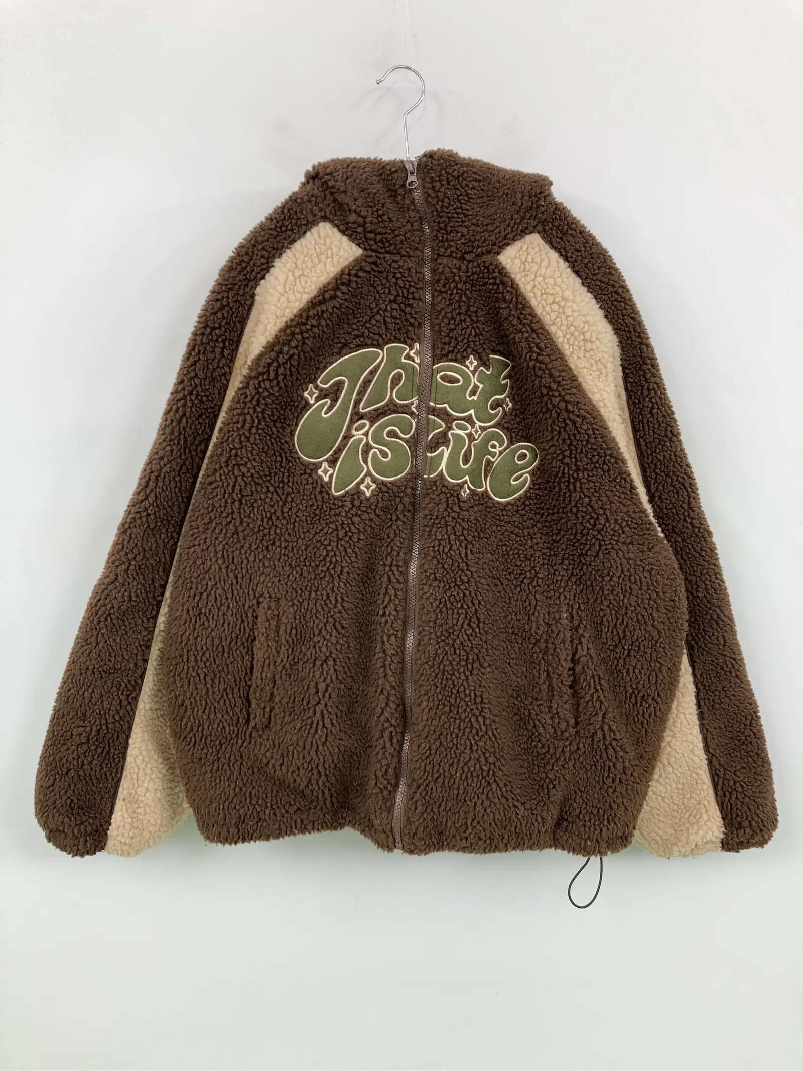 https://r2-worker.digdig.jp/product/c93abd2d-be60-4040-bf47-666539850d97/f6b97d78-e4c1-494c-985e-fb411ff91c27