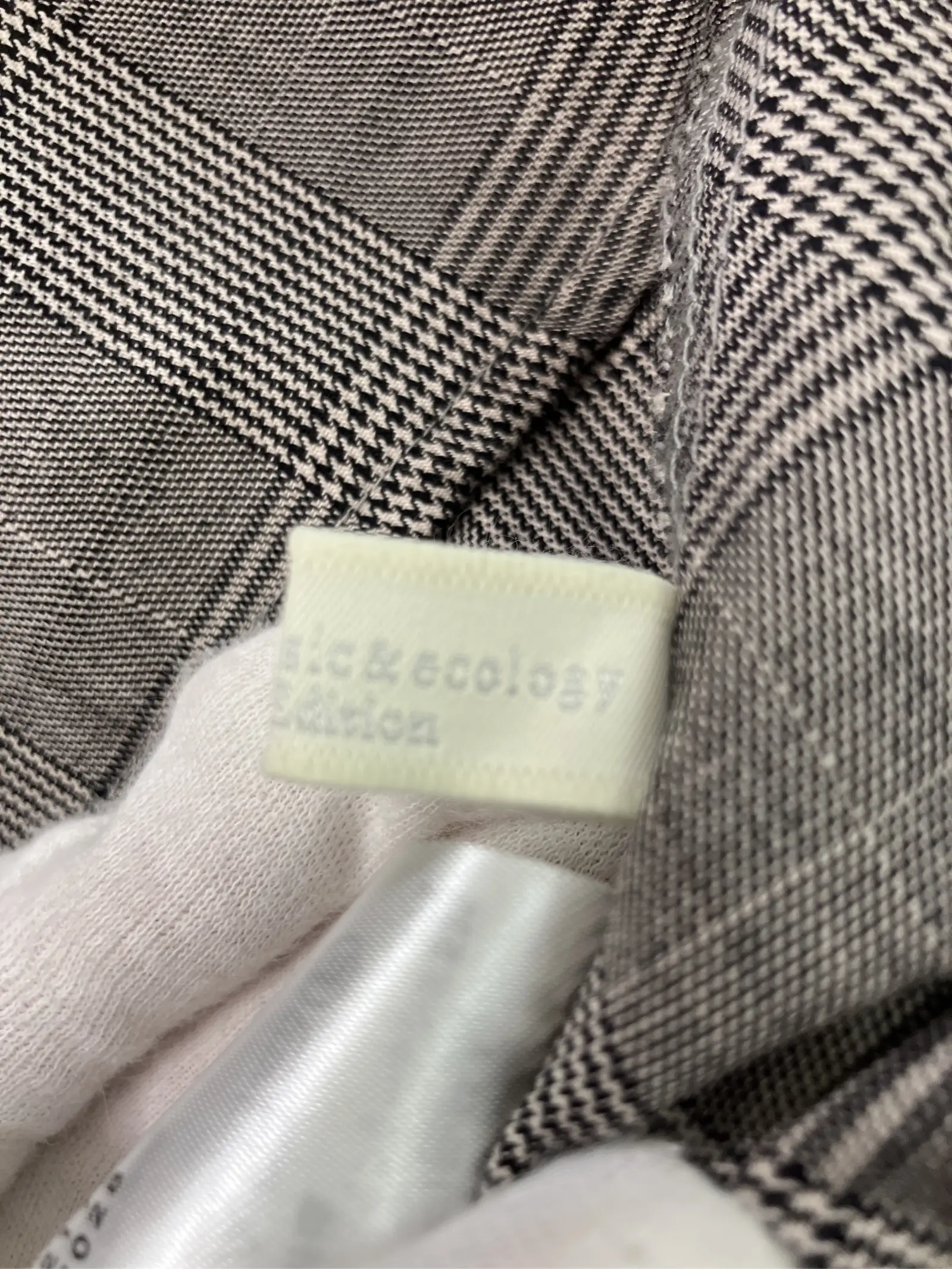 https://r2-worker.digdig.jp/product/c97081e8-9c4d-47fc-a3d4-15b44b7e053a/b832cf63-e615-44ef-a5ab-20378d4c2ce5