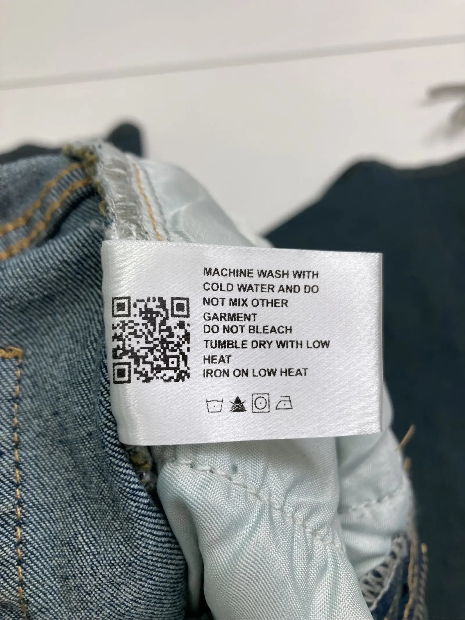 https://r2-worker.digdig.jp/product/c9fd8b7c-0660-485d-ba55-478ca9d87c46/ec55bc87-47cd-49f2-8f0b-039dee7e2daf