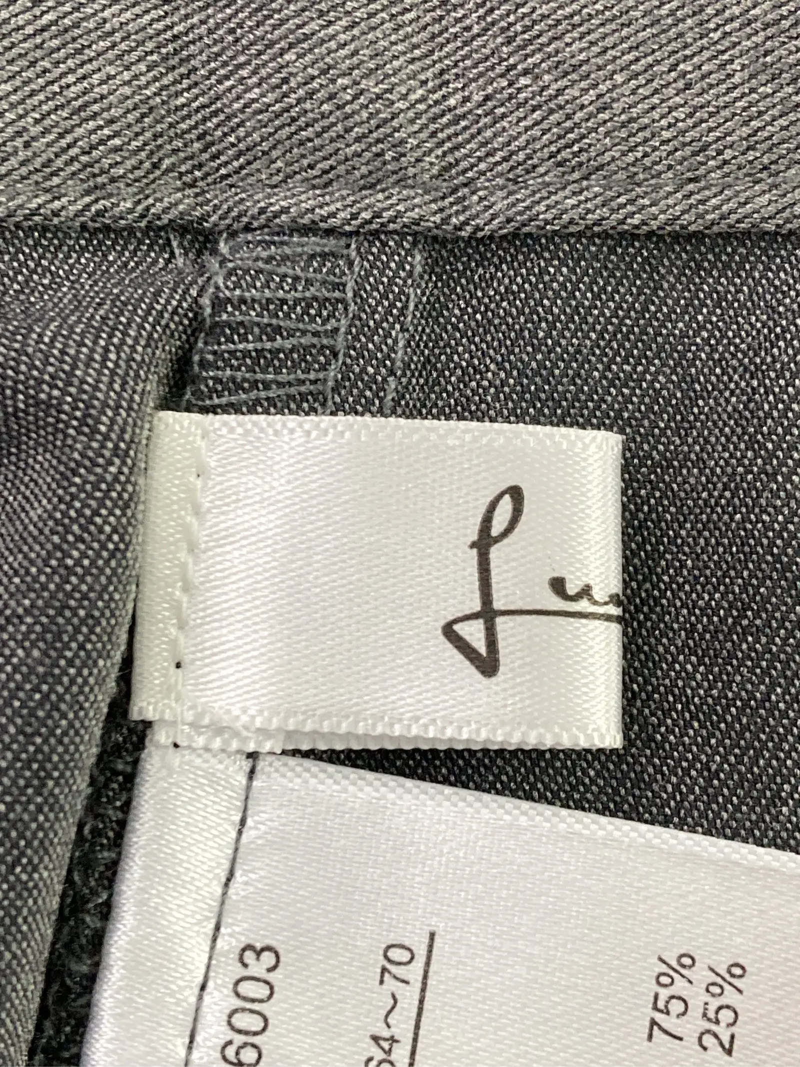 https://r2-worker.digdig.jp/product/ca669eb3-cc5c-4260-8ff5-68e765bba634/70a8071e-de0b-43a7-bde2-21d776dd531e