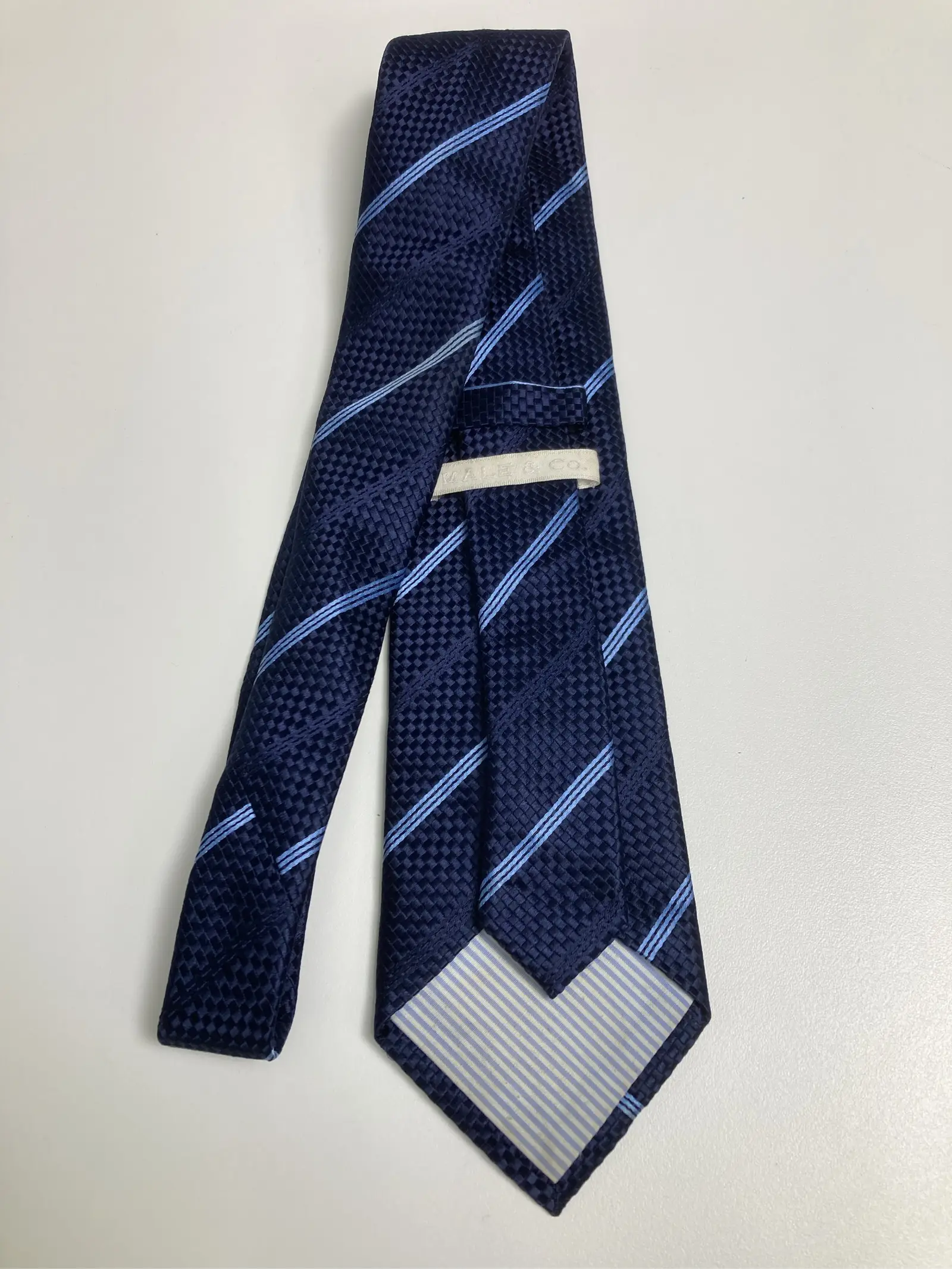 https://r2-worker.digdig.jp/product/ca83b75c-fd32-4a90-9583-5d2b015ae933/275b2350-b387-4c48-9e53-c0de8cbdf237