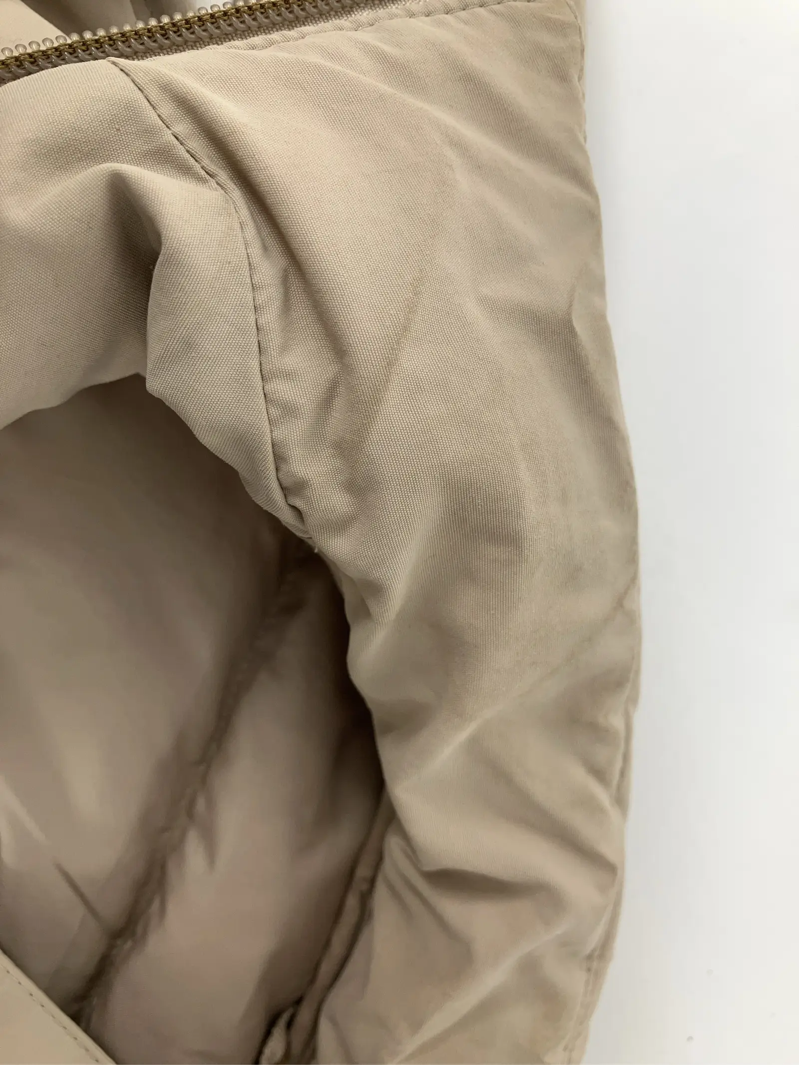 https://r2-worker.digdig.jp/product/cab41859-a91a-45ef-916a-d2535400116e/60f9fdfa-4da3-4cec-8fa6-4e67580aa8ba