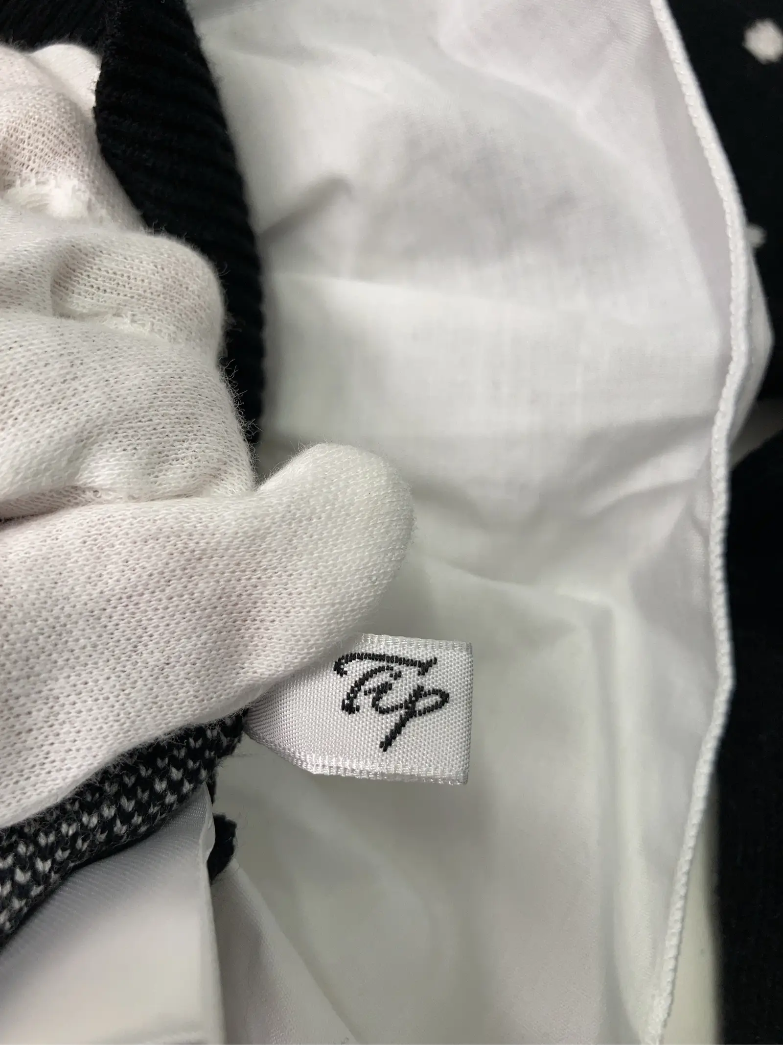 https://r2-worker.digdig.jp/product/caf385b9-94e7-43e2-bcde-18f51ee87c6b/f19f723f-a305-43ef-8e12-54c424ff034b