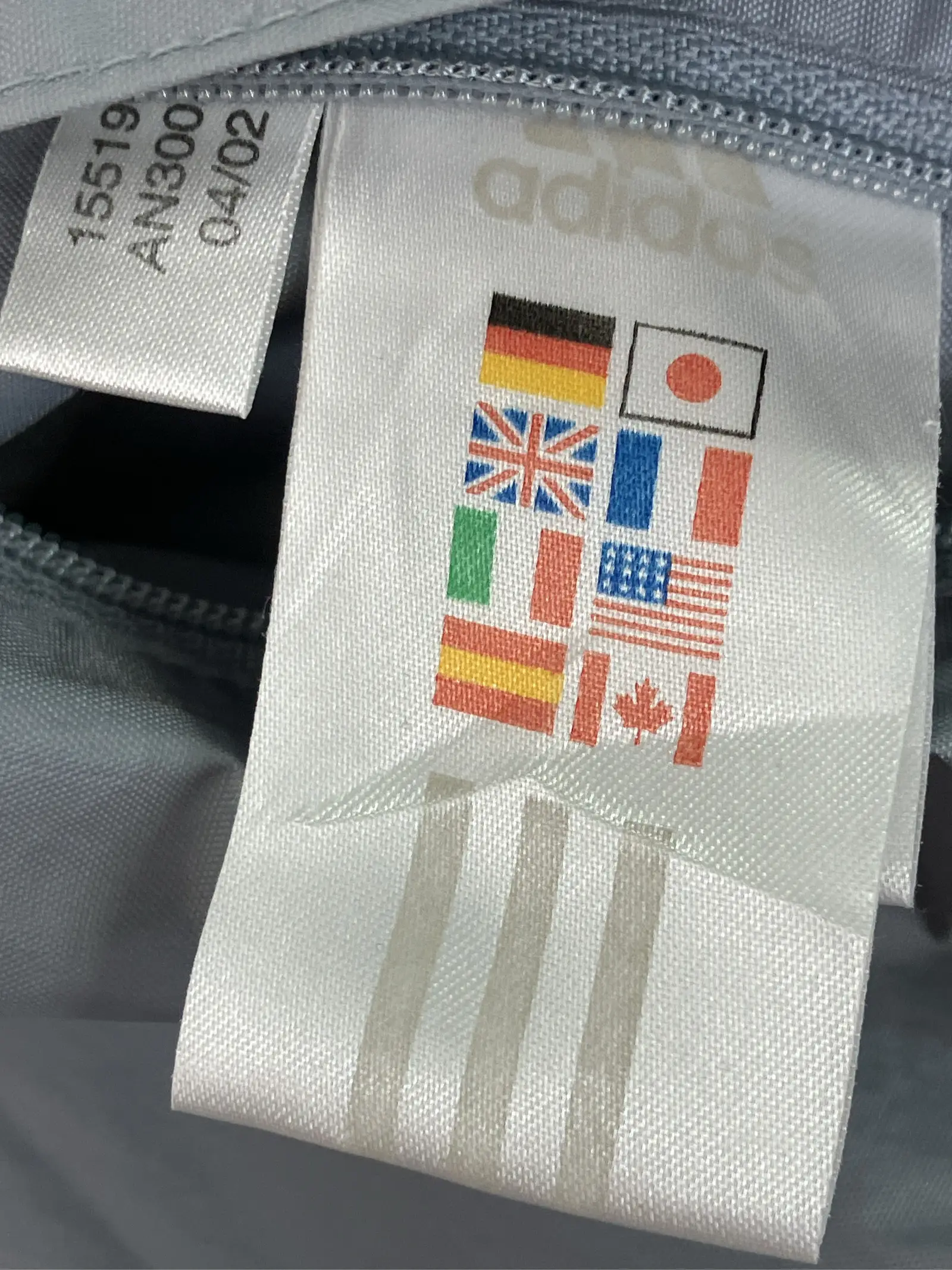 https://r2-worker.digdig.jp/product/cb641771-f698-40bd-ad4b-231cd03677ab/9d8e26d5-8608-403a-bf3d-14c1ca89a1ef