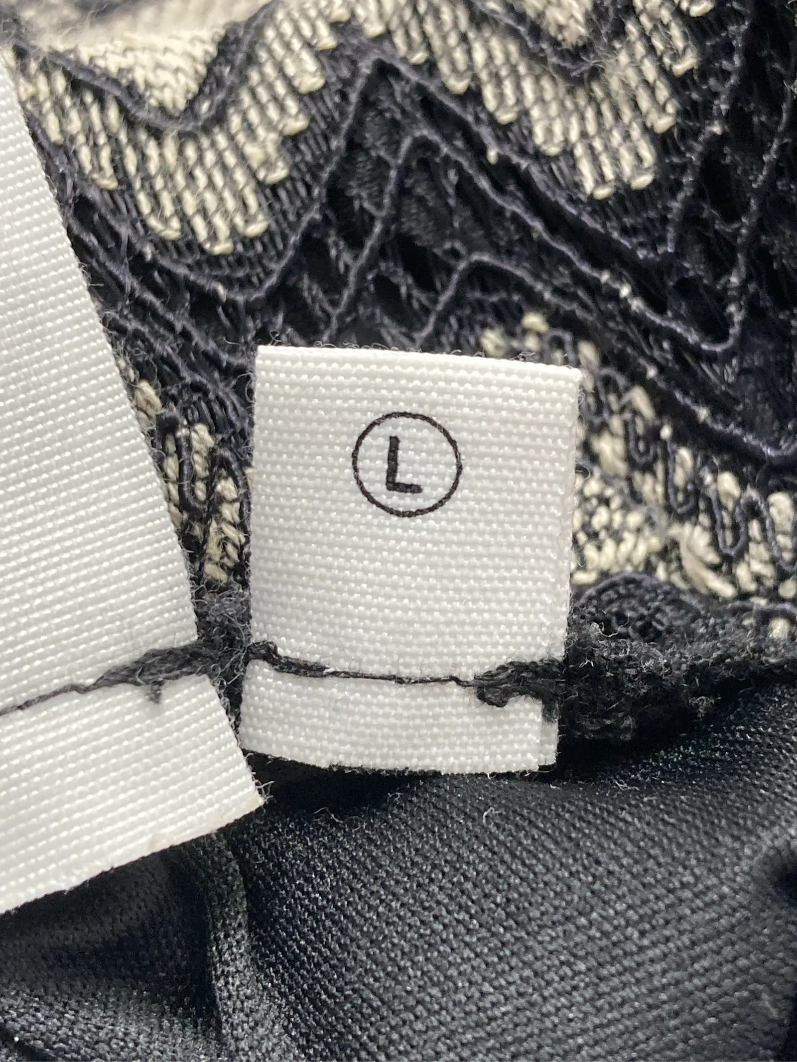 https://r2-worker.digdig.jp/product/cbd4134e-1c45-4869-bf6d-27c0416c4983/b2ac2dfa-7820-4805-938b-cc9b3dbb5752
