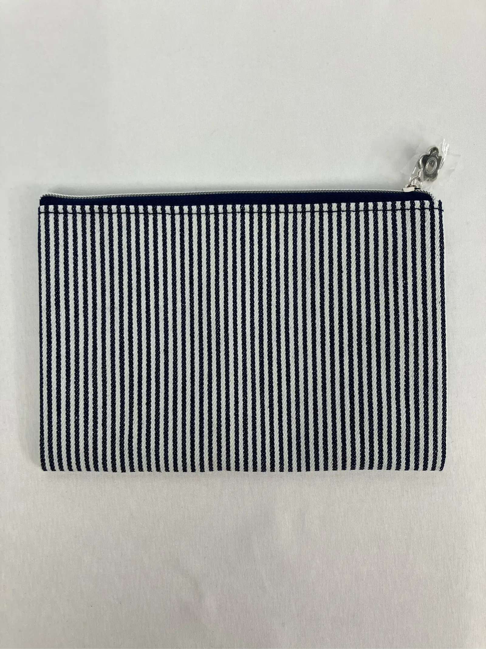 https://r2-worker.digdig.jp/product/cc8209b9-649c-4262-a761-d46753108478/26369673-b0d0-46fb-b105-9a4b5c1eab1f