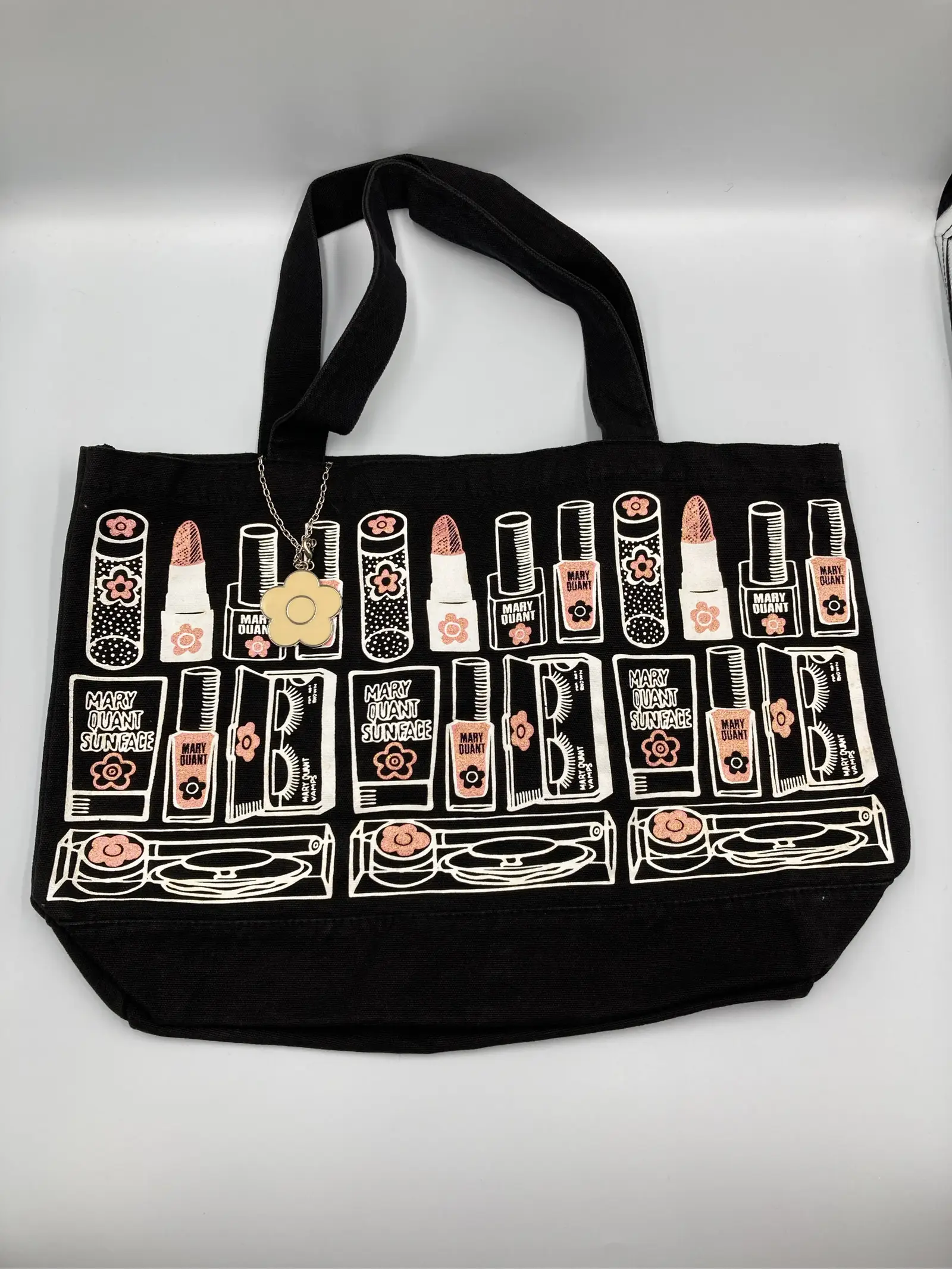 https://r2-worker.digdig.jp/product/cc8cad29-1403-403d-811a-8c17731c001f/d2a406cc-54f7-4e04-a9e0-fdcc653623fa