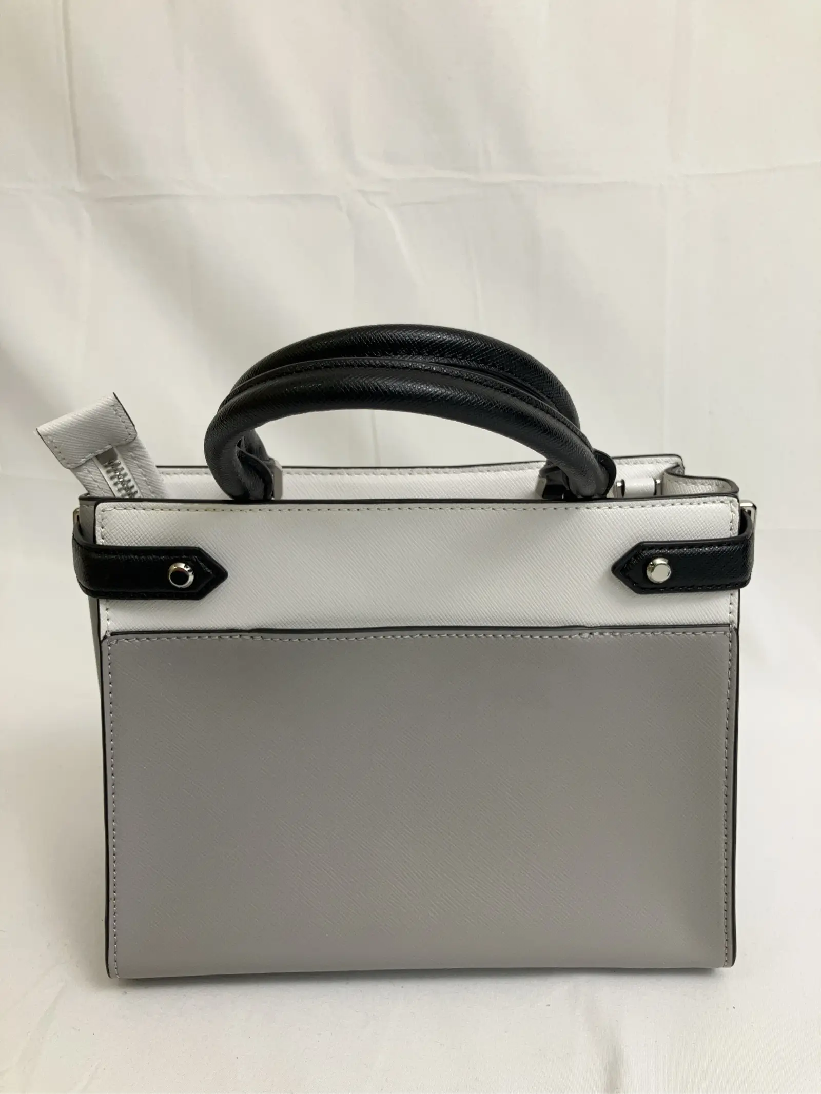 https://r2-worker.digdig.jp/product/ccc8b37e-4a7c-4c4b-baf6-3dd561ab7472/97d48a98-fd4f-4828-b13f-a7a957156e18