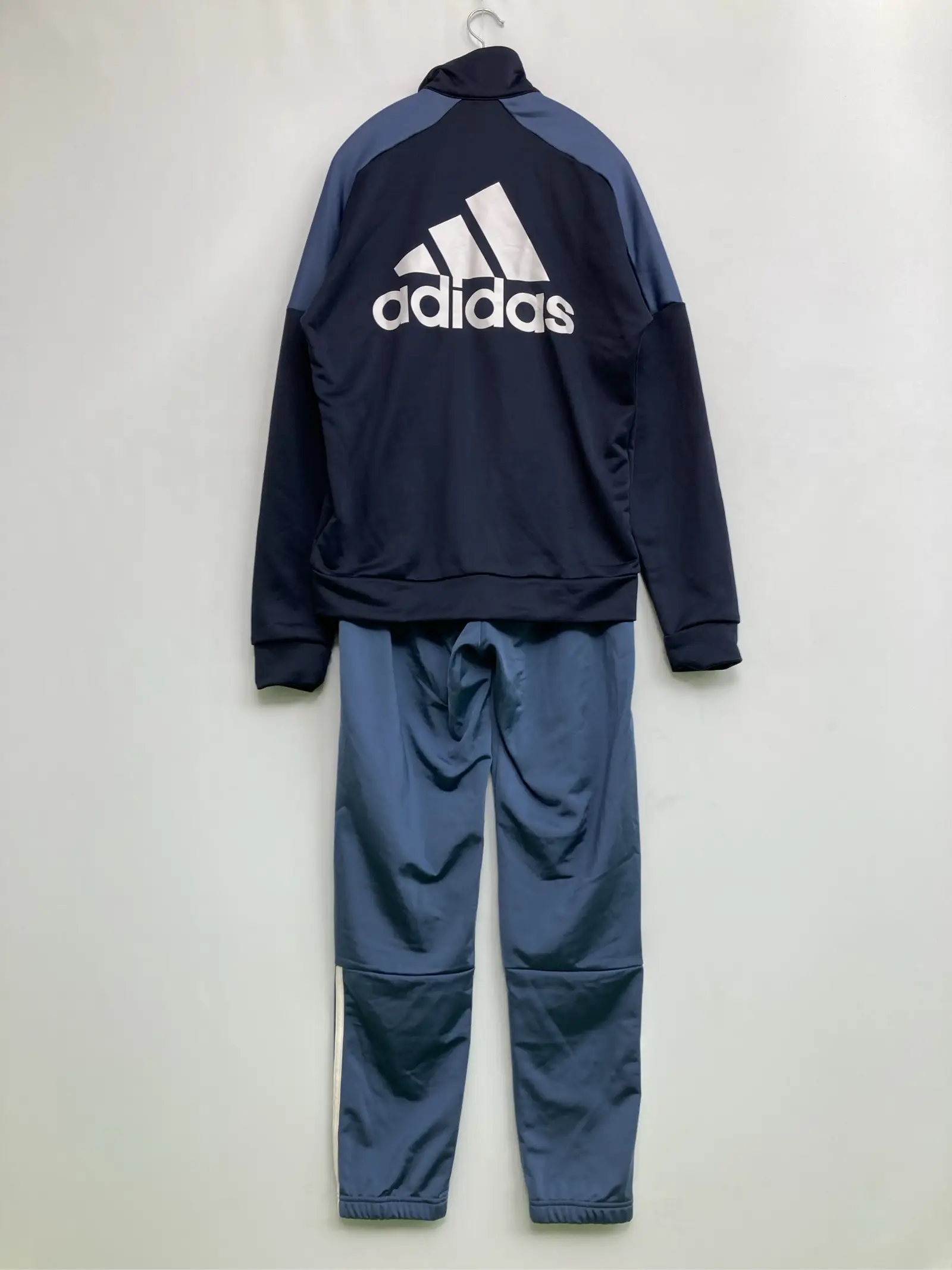 https://r2-worker.digdig.jp/product/ccc9bb89-4362-44be-a86d-f557d8f36257/0dff8922-ff50-49f4-a26f-0f9c3dee068a