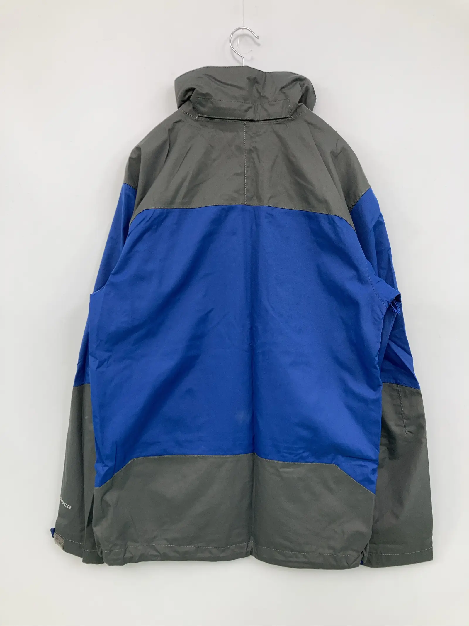 https://r2-worker.digdig.jp/product/ccd5df25-450f-4d5e-b4ed-43c7007f97ed/cd5d0c99-cb59-437a-bfa9-43b034827aab