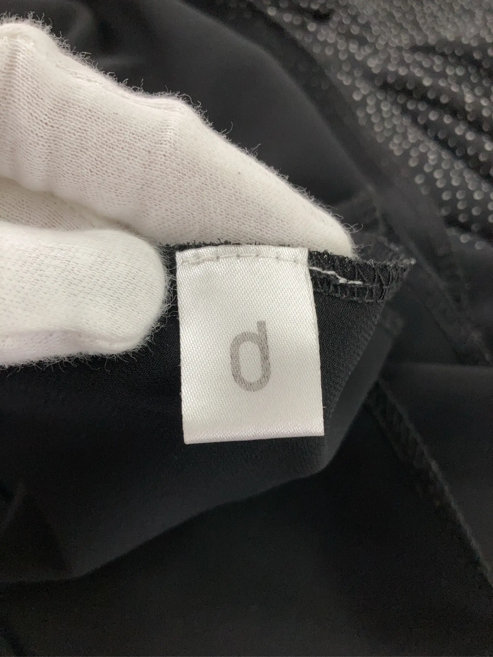 https://r2-worker.digdig.jp/product/ccdb92c4-919c-4ecc-ab7f-c347b7774ed9/81b2f9d0-aec1-41d0-852a-23c465faef9a