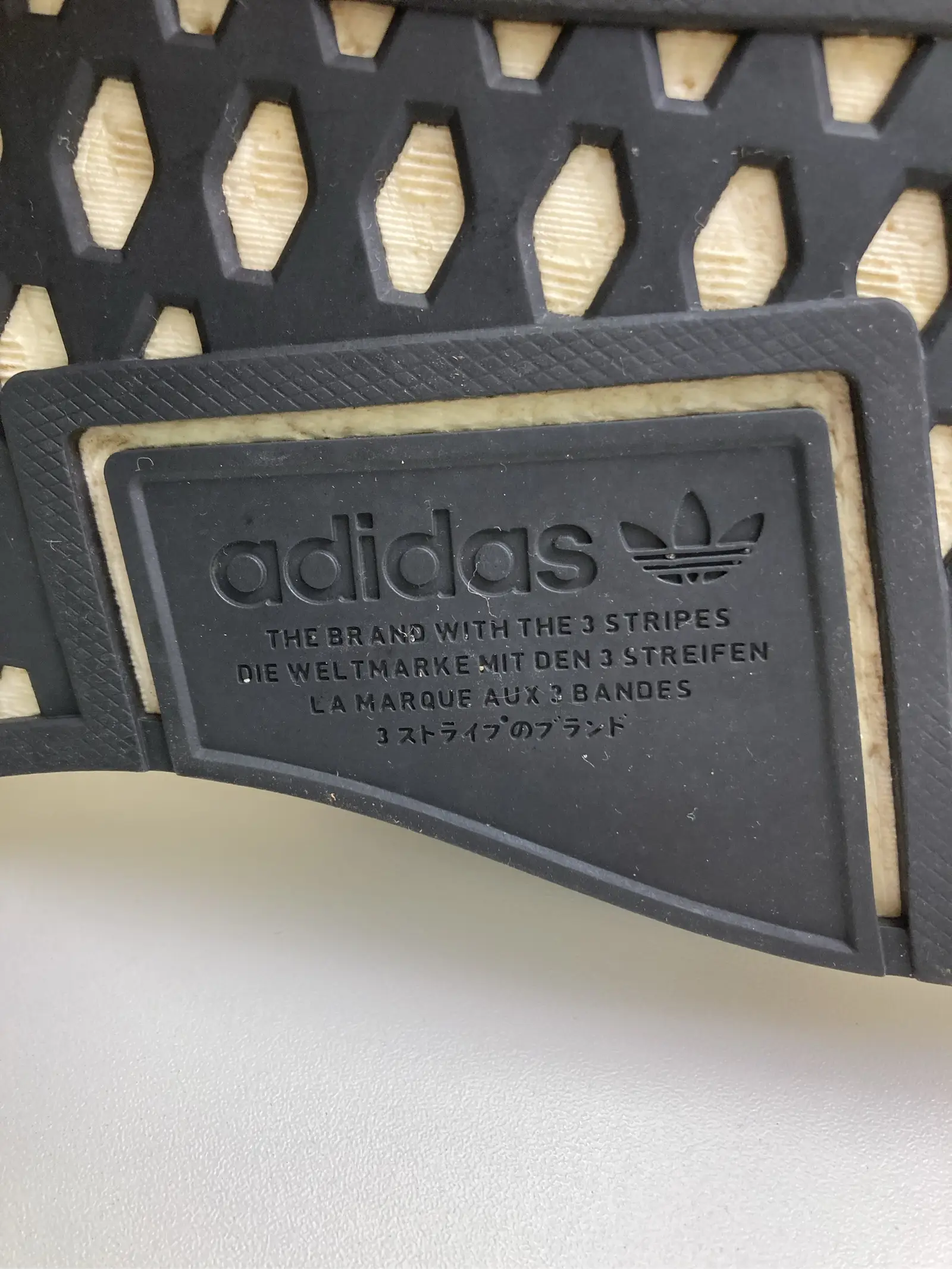 https://r2-worker.digdig.jp/product/cd323069-497b-4ac7-9966-d6380d1537d4/d7a1e11f-643c-4c68-89f6-d28b4e61d6a3