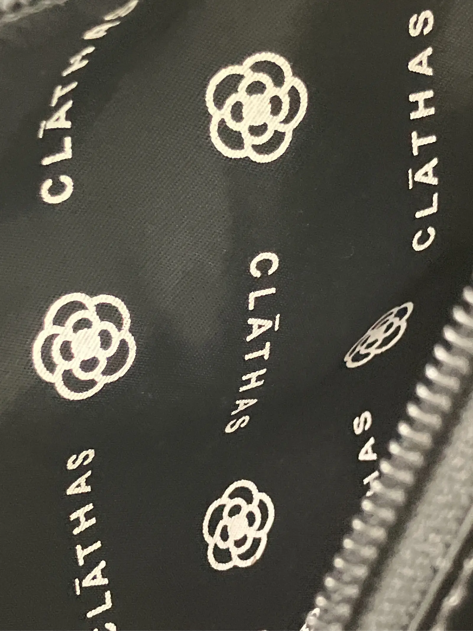 https://r2-worker.digdig.jp/product/ced5cb60-f3aa-48df-8cf9-679d8e301850/24ab6418-784e-4e0d-9a8f-e337393dd3bc