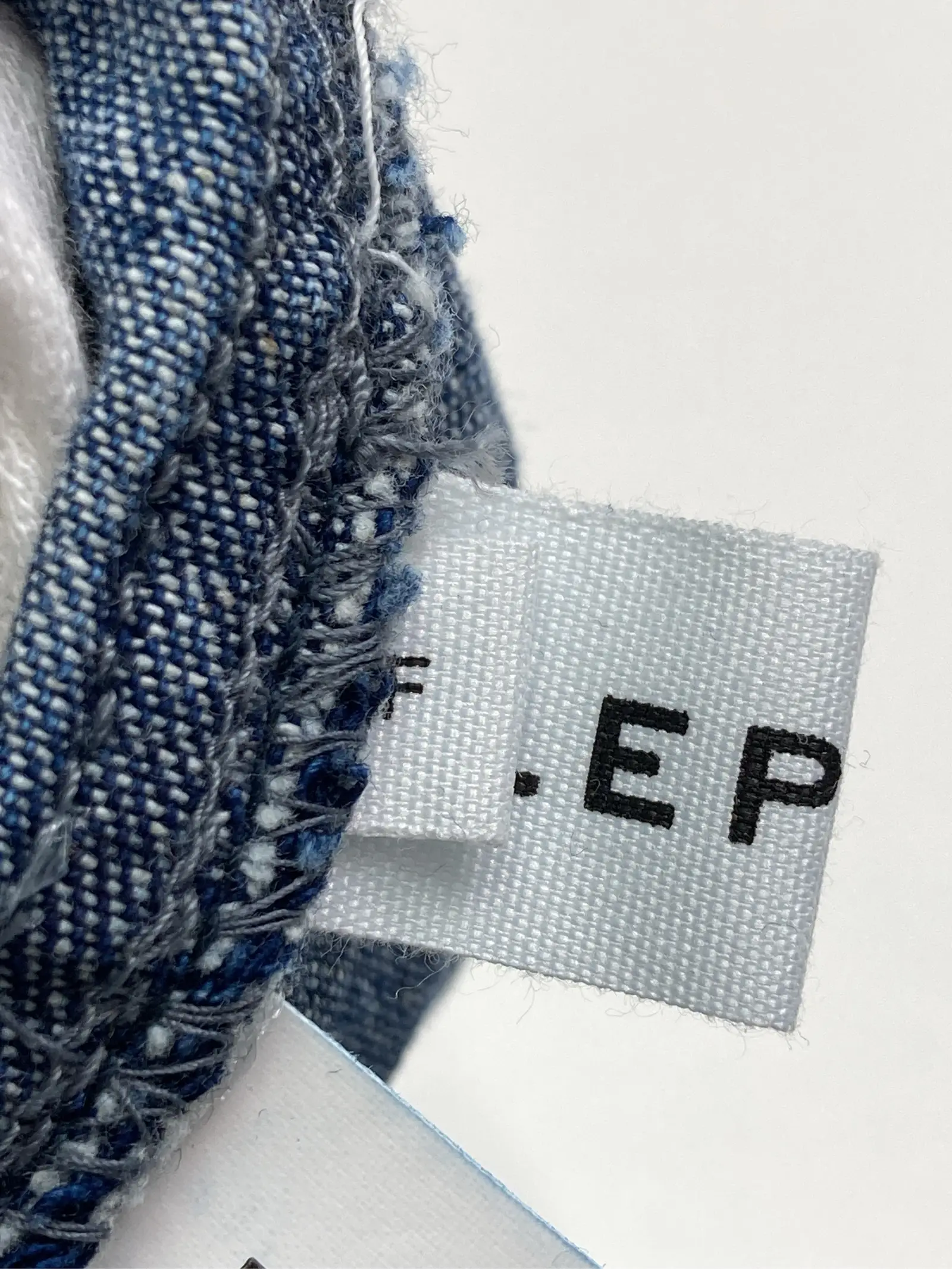 https://r2-worker.digdig.jp/product/cedf33b9-c09e-4529-8150-d9eeae53d7f4/aeb276f7-d180-49d8-b6b6-2b456a8ba637