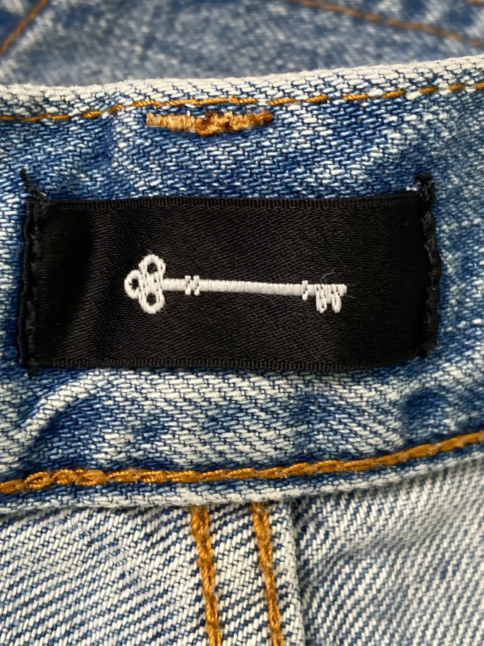 https://r2-worker.digdig.jp/product/cee55819-7abd-485d-a5c1-d91010c503fc/79828a23-9d24-4d3c-86ad-2945cce625ff