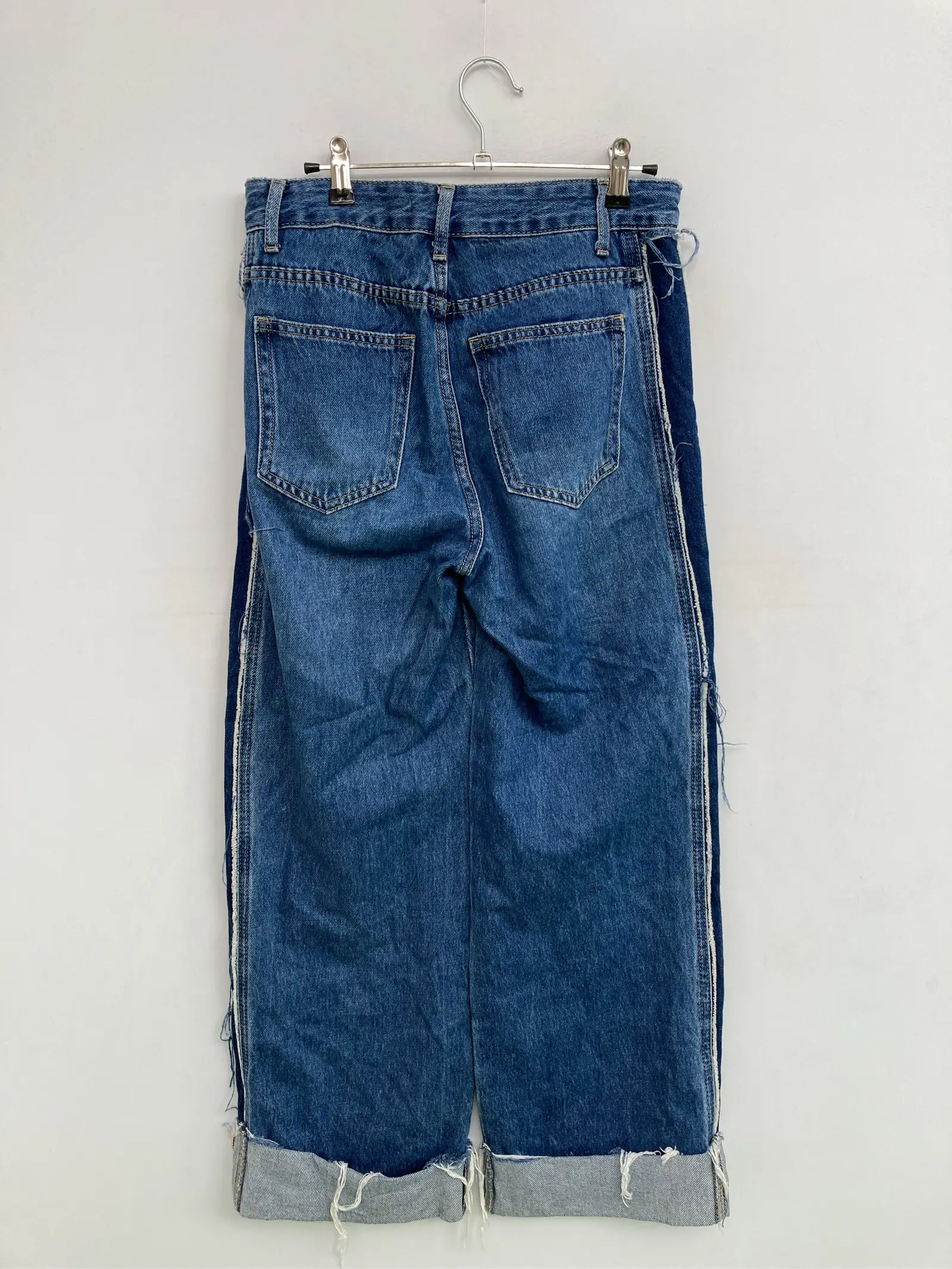 https://r2-worker.digdig.jp/product/cf0a4199-b82d-41fc-8fb8-9f1c15d494e3/4ba15eb6-9a8f-4e68-a009-bc973087af0a