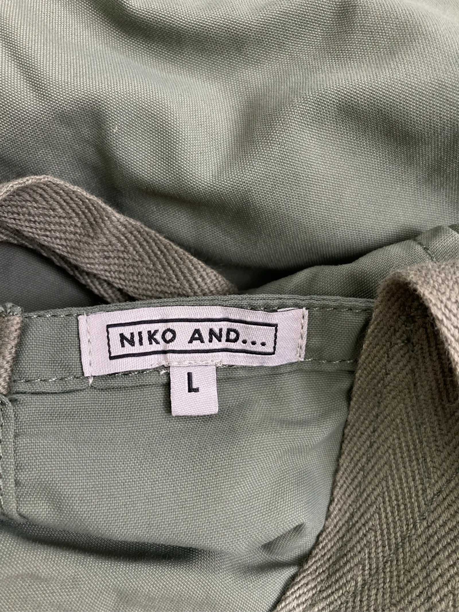 https://r2-worker.digdig.jp/product/cf62c949-89c0-40e2-9b56-4aa5de587af4/ac53c3f6-b904-4c66-88a1-8751a769a053