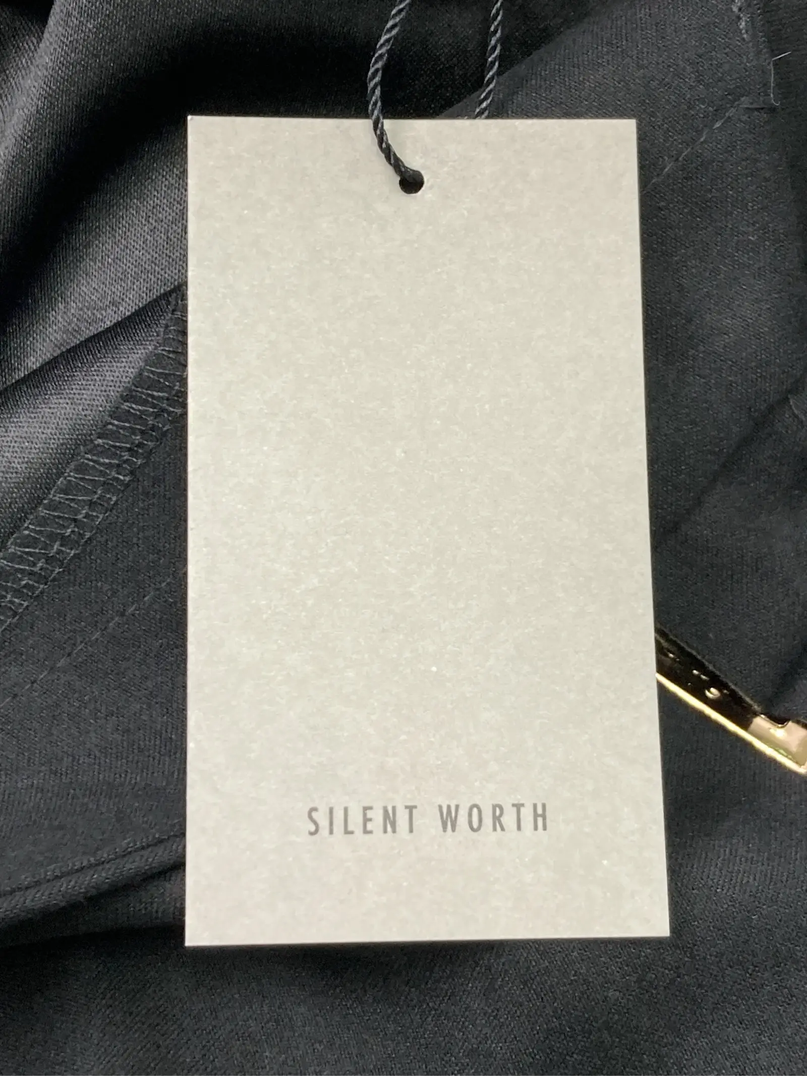 https://r2-worker.digdig.jp/product/cfd80397-8df8-4d92-a04b-e24f32c08a32/aaa56bc7-136b-4e70-a98d-7ad7c269478e