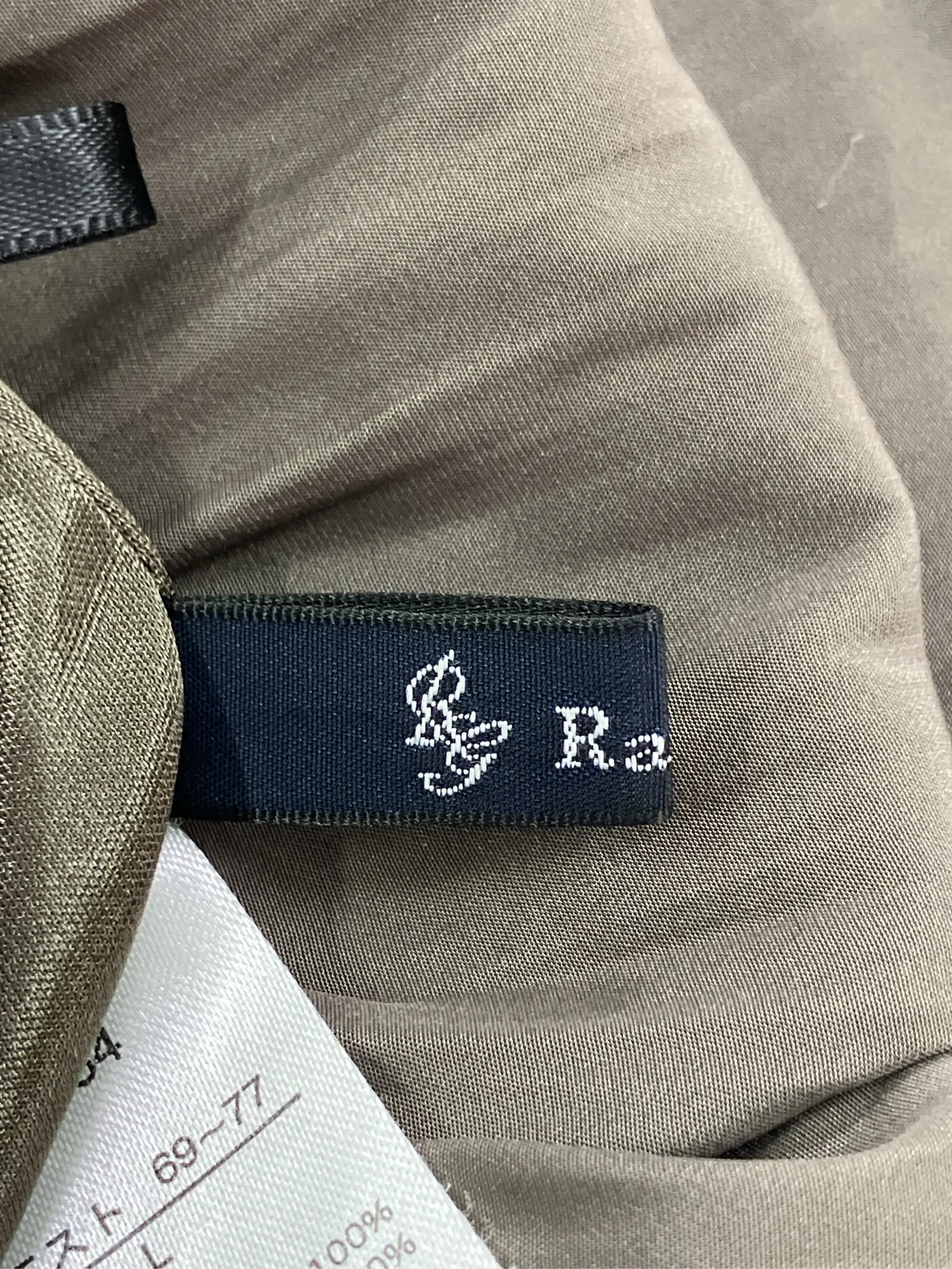 https://r2-worker.digdig.jp/product/cfe846dd-11b5-41c4-8983-811a27340dab/2f6a54be-0bea-4c3e-9d2c-7c87324b8dbb