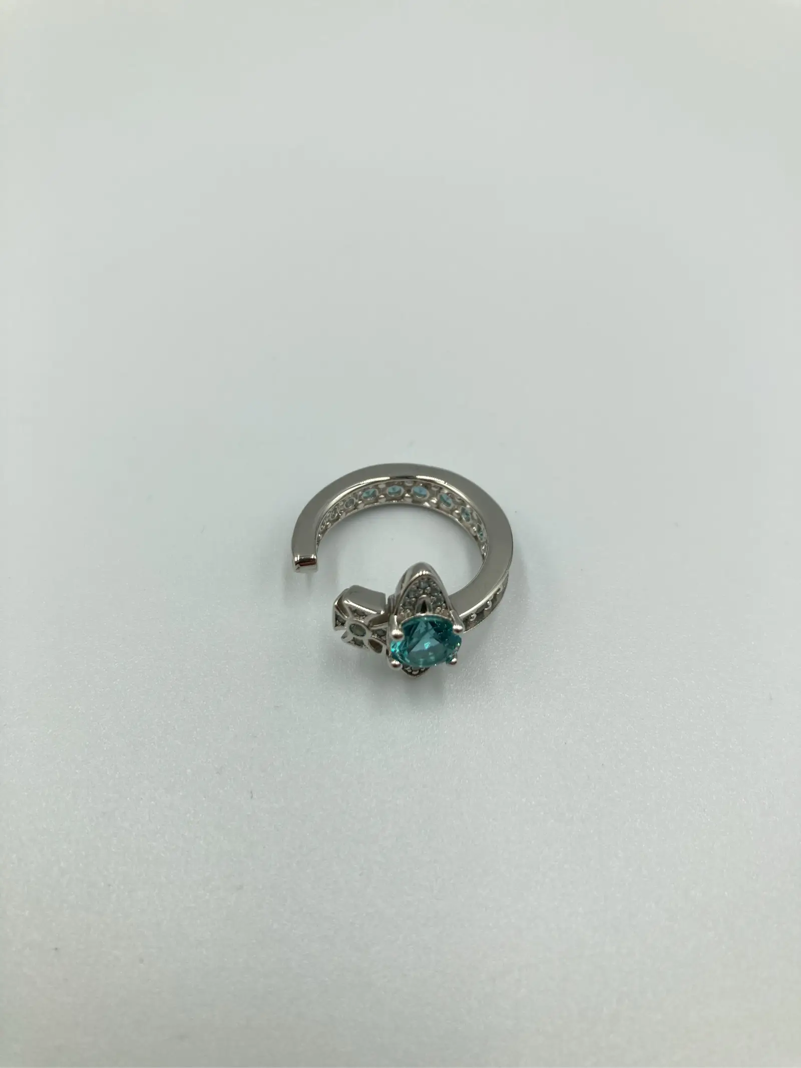 https://r2-worker.digdig.jp/product/d0a0e35d-2985-4a04-8a48-6c0be0b5c59a/444a553a-2dc0-40ba-b9cb-6e198dc33948