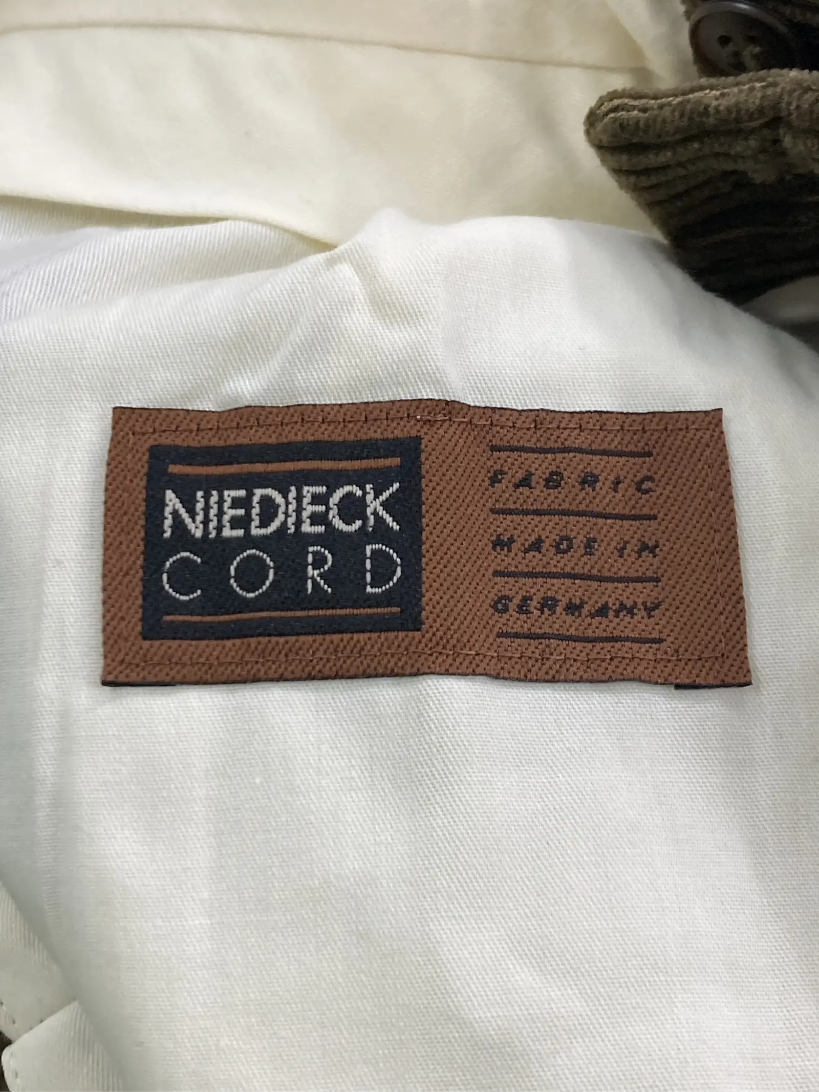 https://r2-worker.digdig.jp/product/d0a8fbf7-4ff4-47cc-a94d-96249b1b918f/a6b42805-4ab1-450d-9cdc-33c6aa57b829