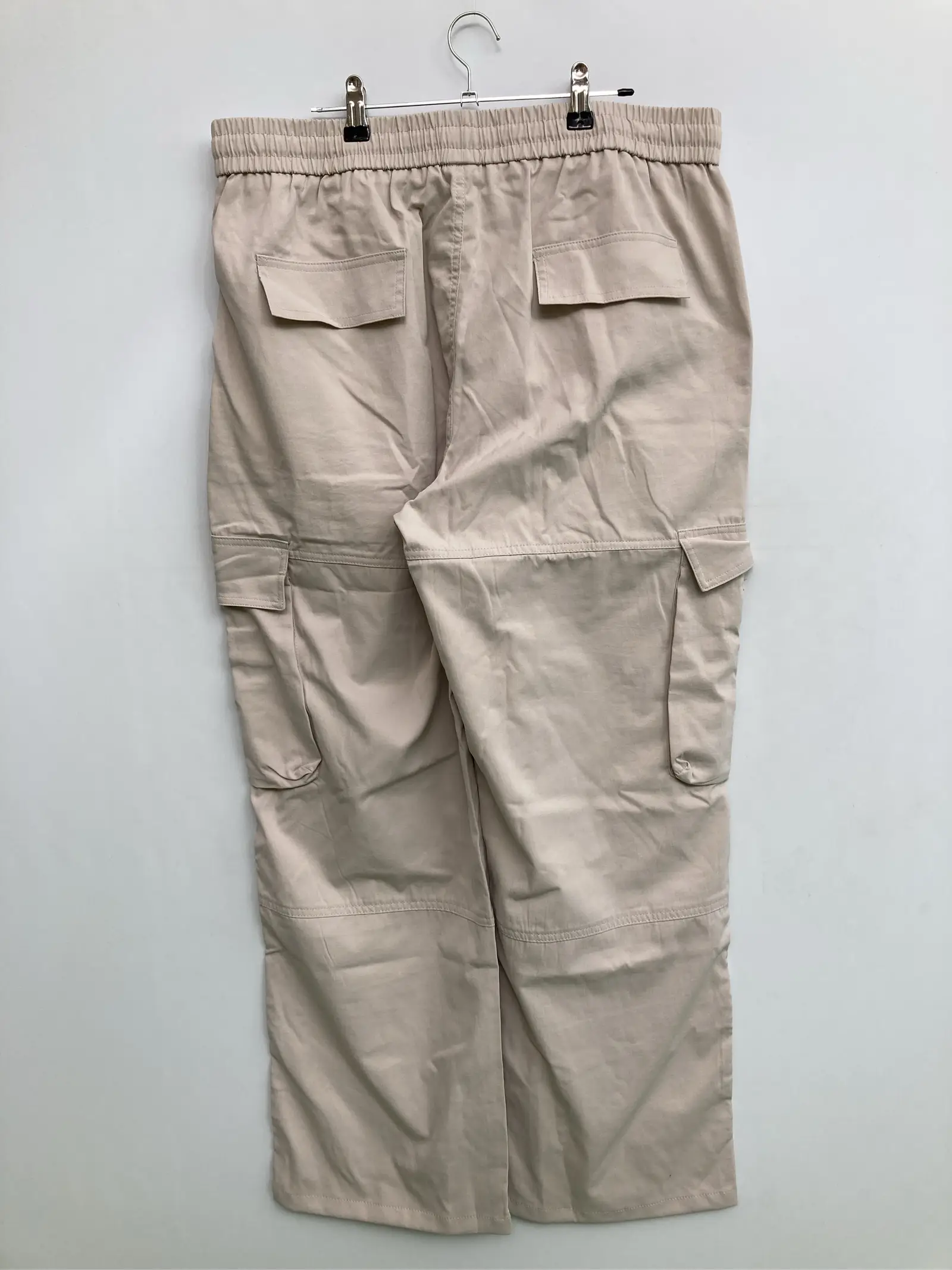 https://r2-worker.digdig.jp/product/d11915a1-ce96-4aea-a1c3-3757d1930490/eeb9e9d2-4427-46c9-adae-60687081aac1