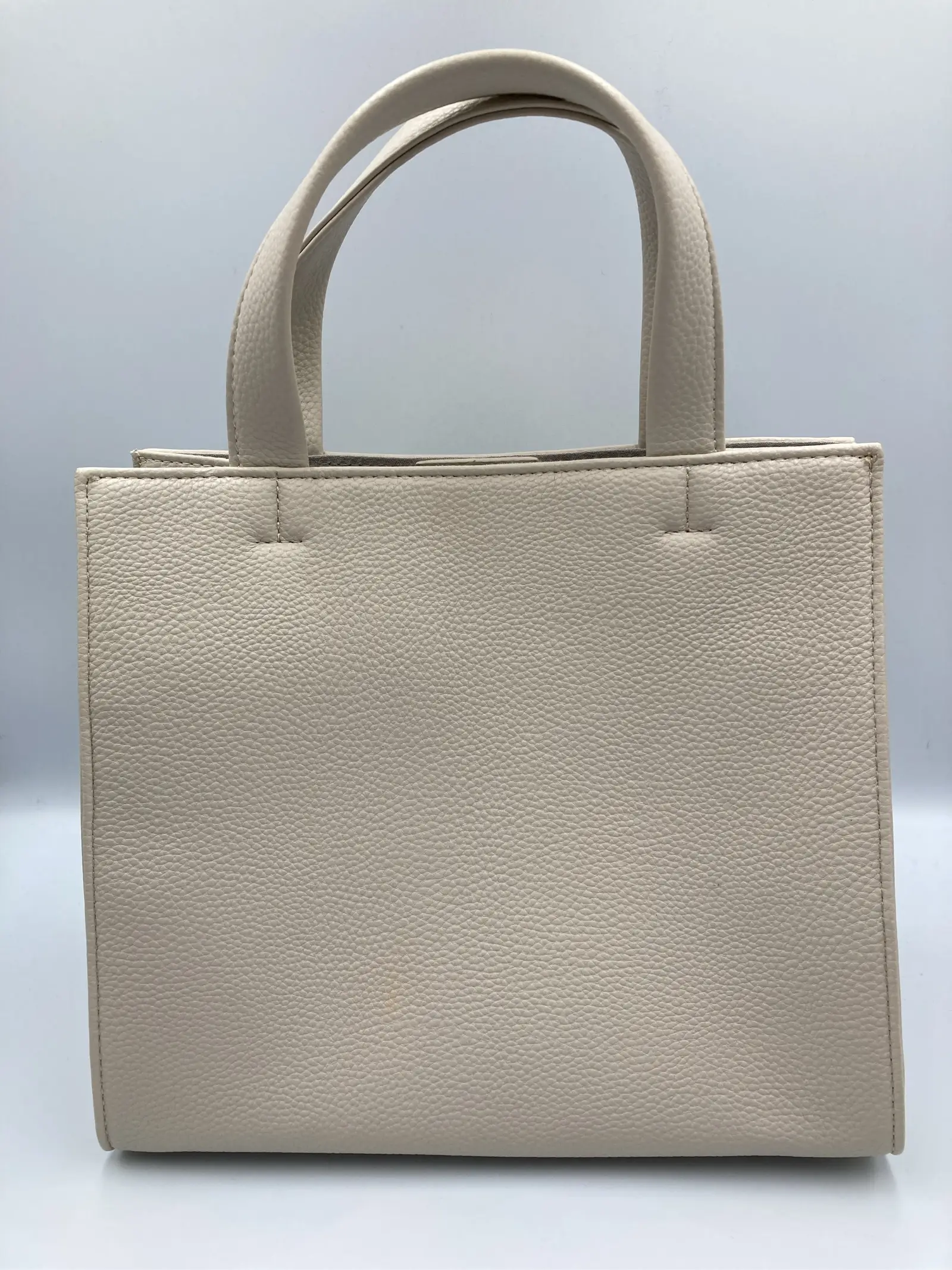 https://r2-worker.digdig.jp/product/d15e9254-0bae-48da-b2aa-750350bb8dc7/6f3c4e93-8b58-448d-8007-1840dbcd3cda