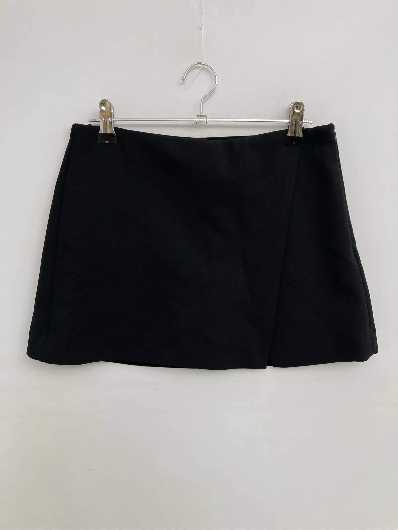https://r2-worker.digdig.jp/product/d1a29b50-4f26-43b9-9f04-ded87a7c18bb/93946f33-eb2c-43d1-8b5f-1d95196c2a22