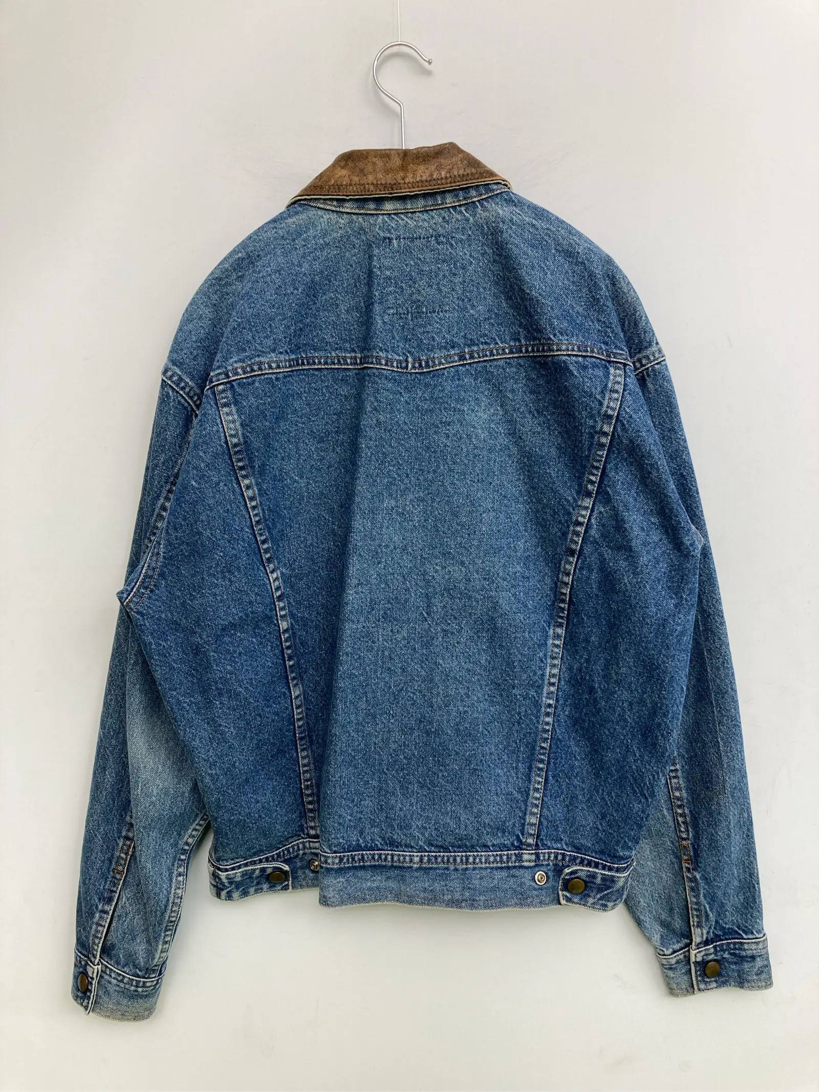 https://r2-worker.digdig.jp/product/d1fa2780-0a42-4305-b29b-adeba9e56395/7006f484-3398-45c4-a677-8a08c266057a