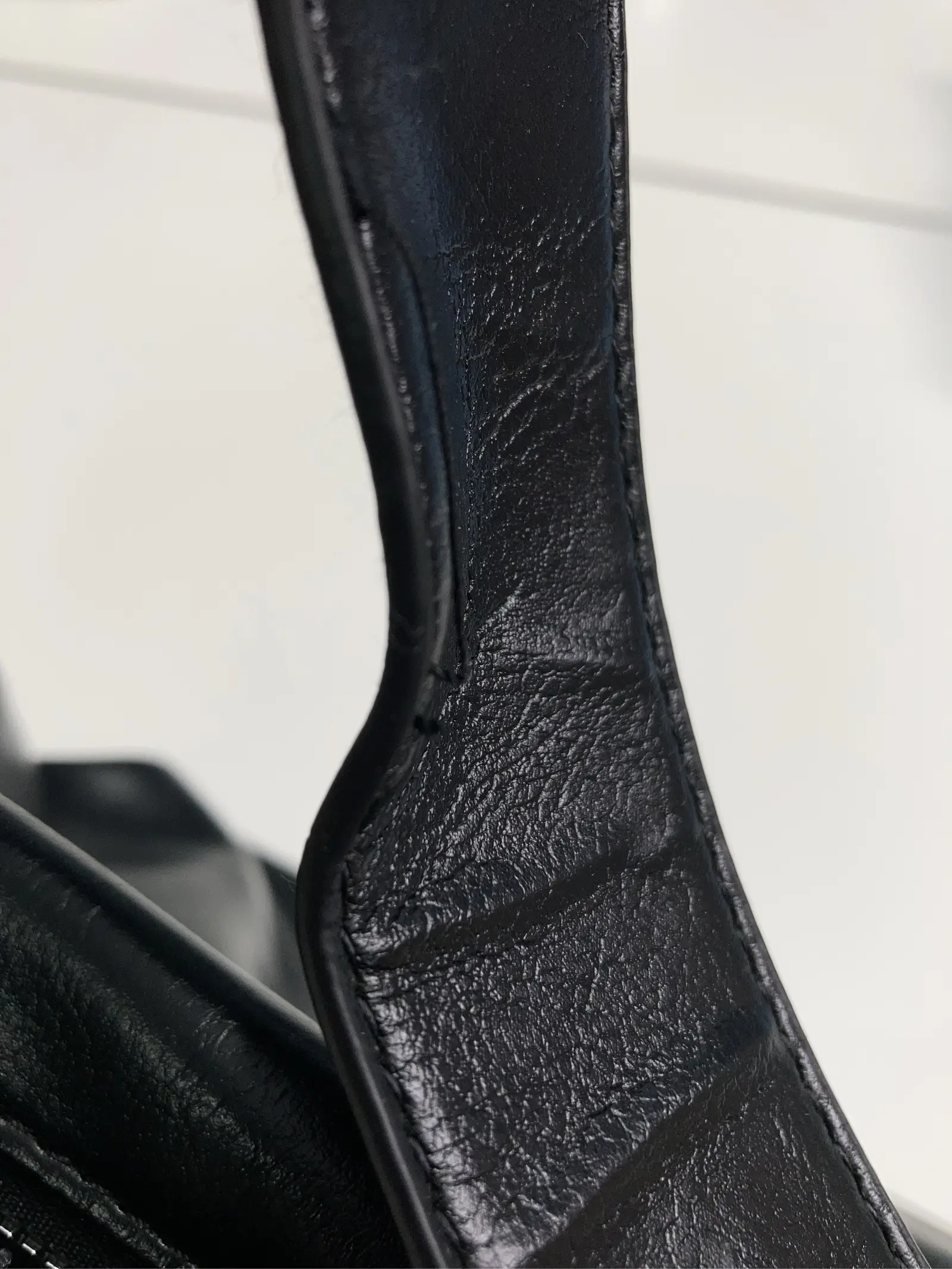https://r2-worker.digdig.jp/product/d23aaf40-dbf0-4e5e-bd9a-c59628a49aab/d7c2200e-d9bb-4f3e-82b1-320b019bda81