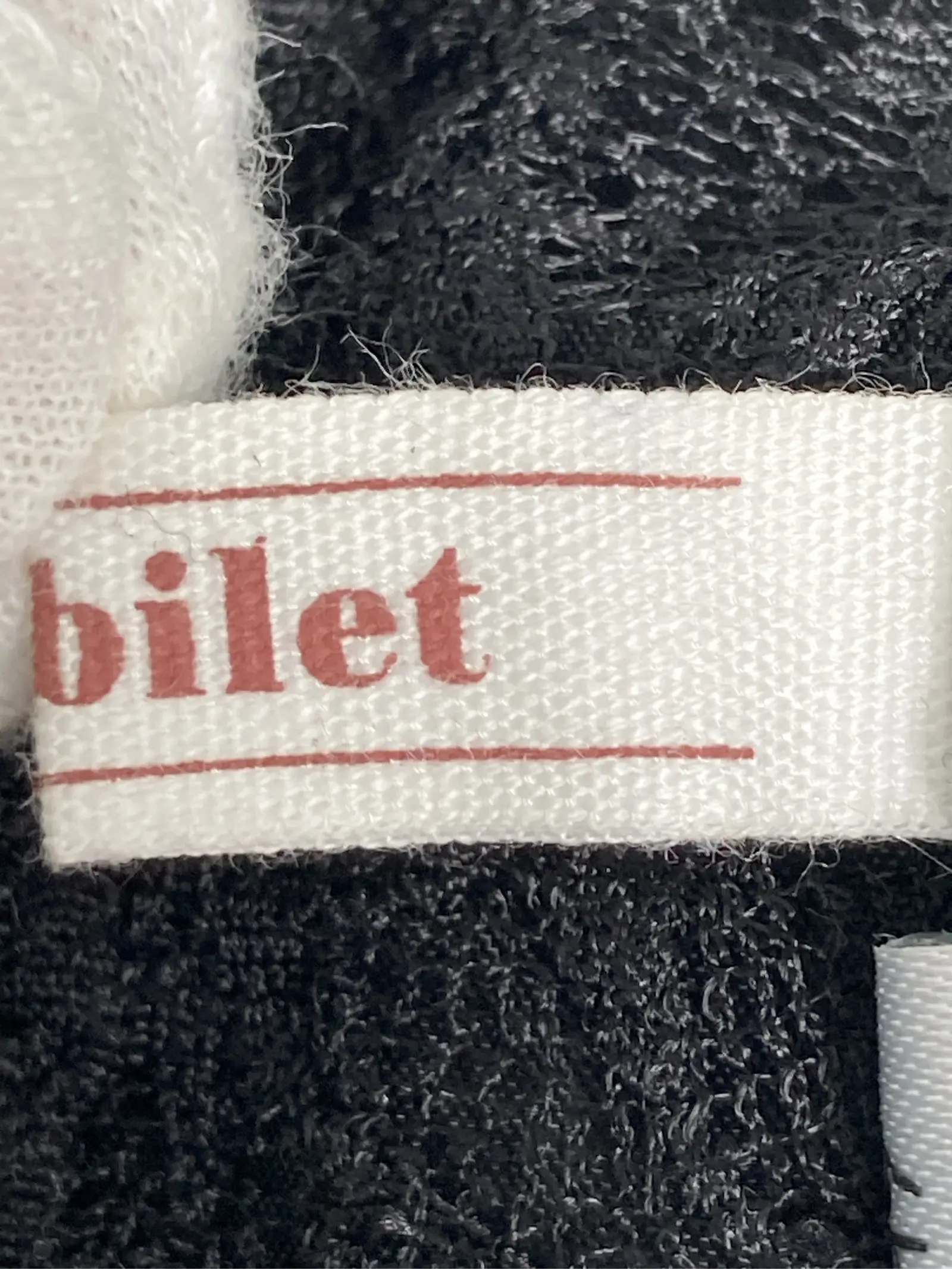 https://r2-worker.digdig.jp/product/d2775a30-e85a-45bc-8f95-f5deef199a9a/42265b68-7089-413a-bd09-c95282d58eef