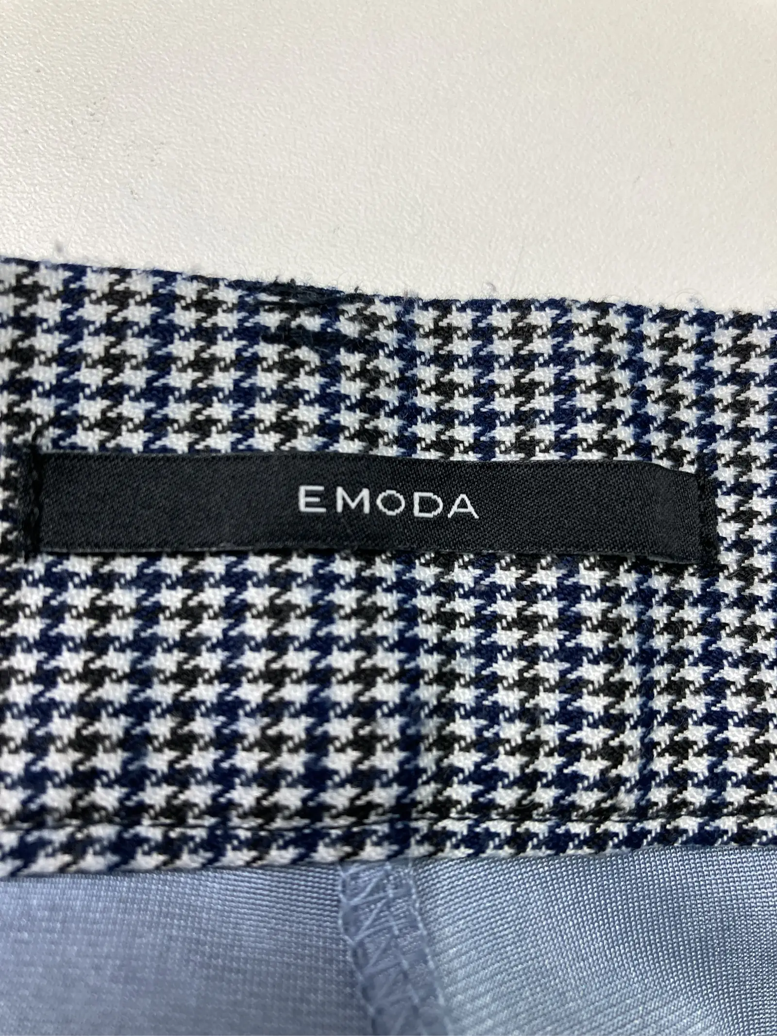https://r2-worker.digdig.jp/product/d2b53408-12d1-41ec-8e14-0ef333f8a0f0/53b0b8fe-1673-4e24-997b-8b7cead72438