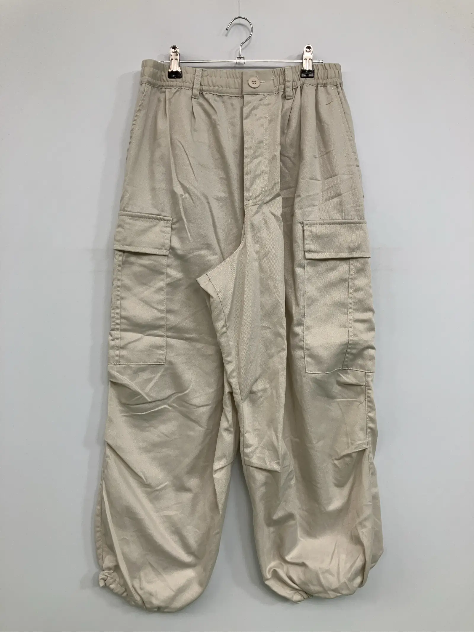 https://r2-worker.digdig.jp/product/d3308eac-039a-45f4-9257-541d2e2a82c7/84f65a36-1734-4b7f-b303-d153f6413ddc