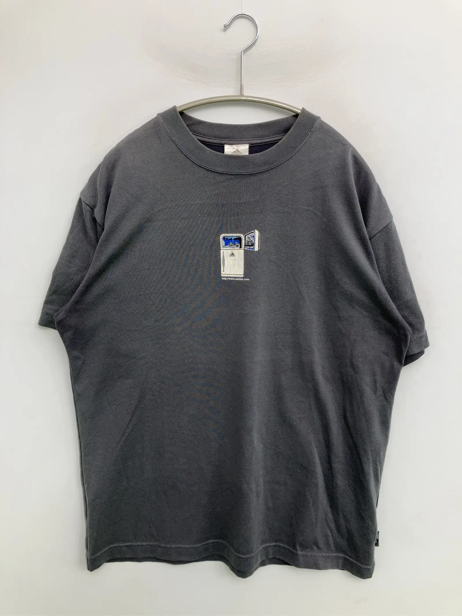 https://r2-worker.digdig.jp/product/d34fde49-91d3-4175-979d-3a59d1288681/10fa704b-5f29-4ec0-91b2-a6e7c0ab4e47