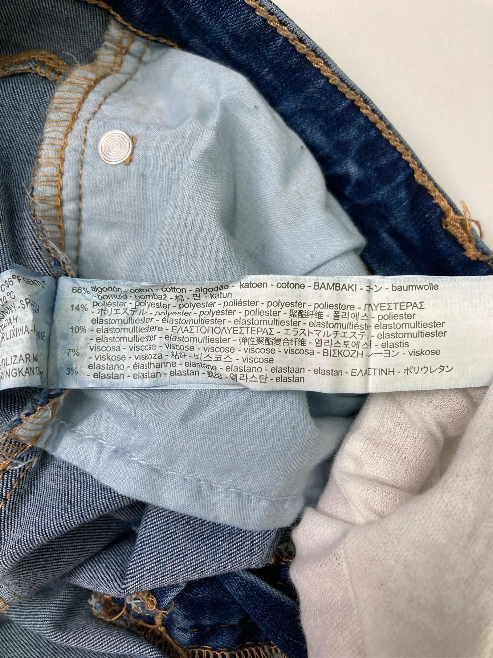 https://r2-worker.digdig.jp/product/d38681aa-f38b-406b-8cc7-21158b68fe00/920d13a6-f87c-4602-8a27-5fa5df76f29f