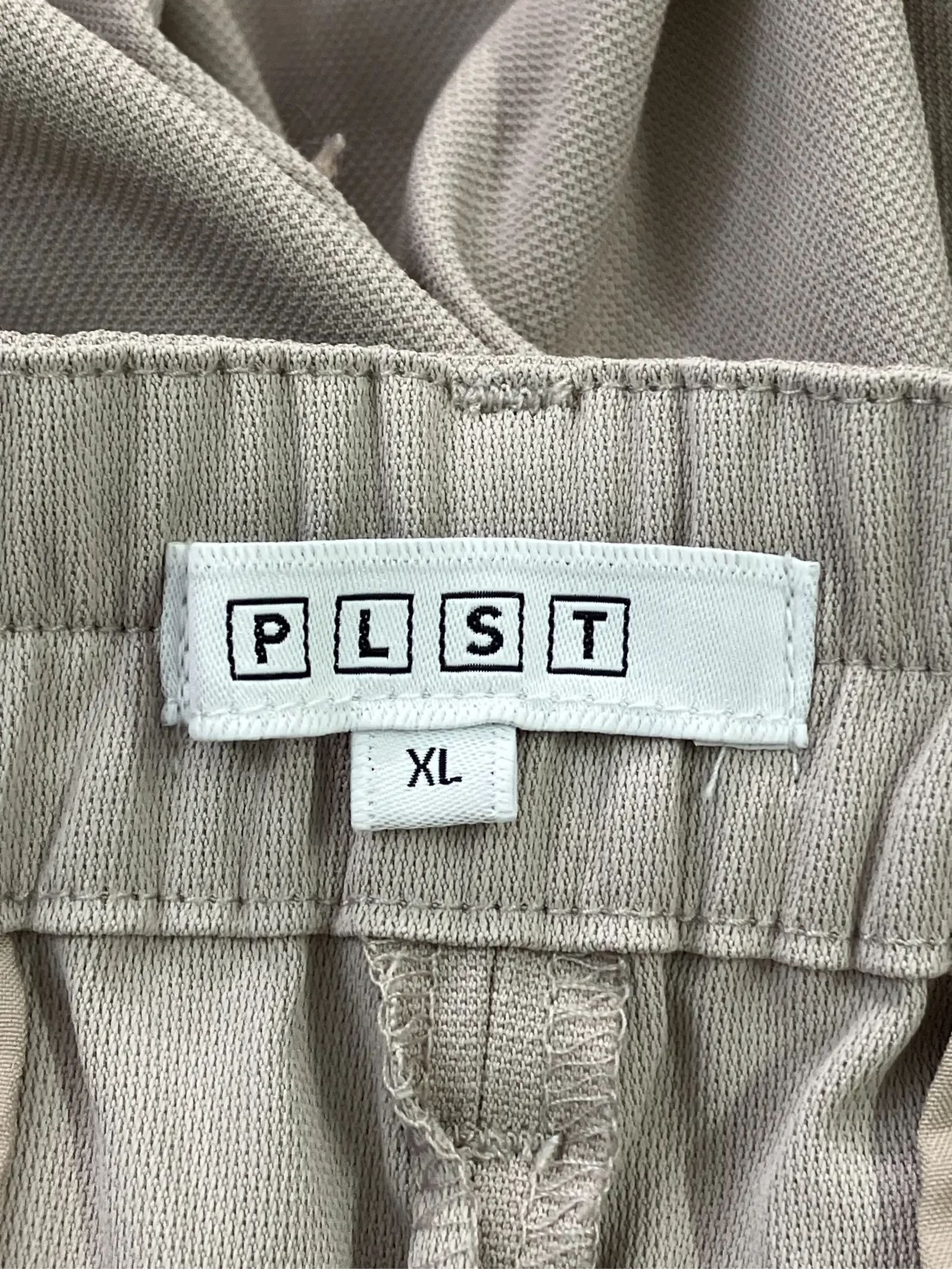 https://r2-worker.digdig.jp/product/d395092d-92de-45ce-b301-f3a96080907c/d975da7c-2c89-4d8a-8245-f08c01591908