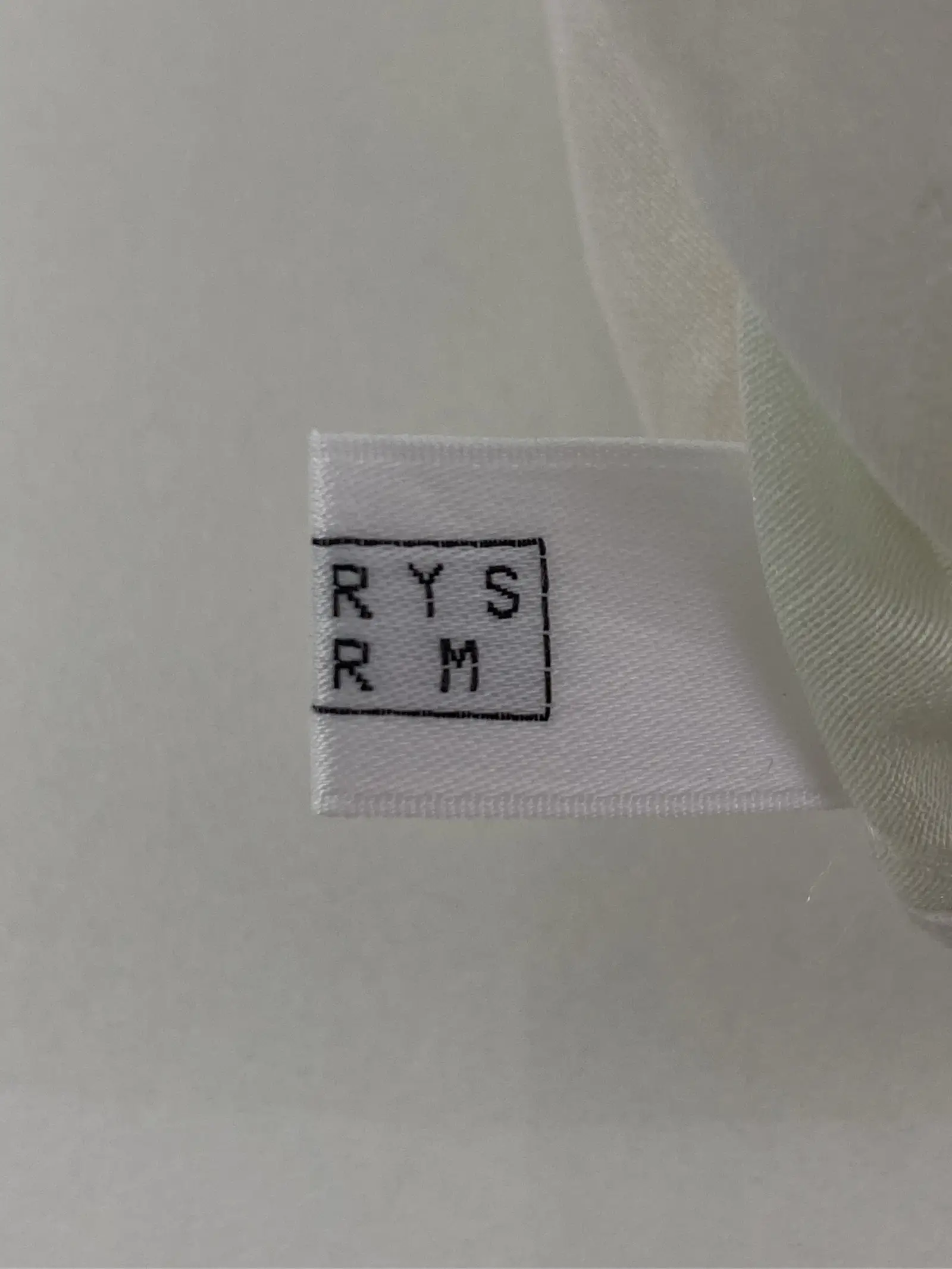 https://r2-worker.digdig.jp/product/d3c7e08d-5e57-4335-8698-5aeb70dc3cd7/b262eaa4-e4a6-453a-abaa-3b61b143b44f