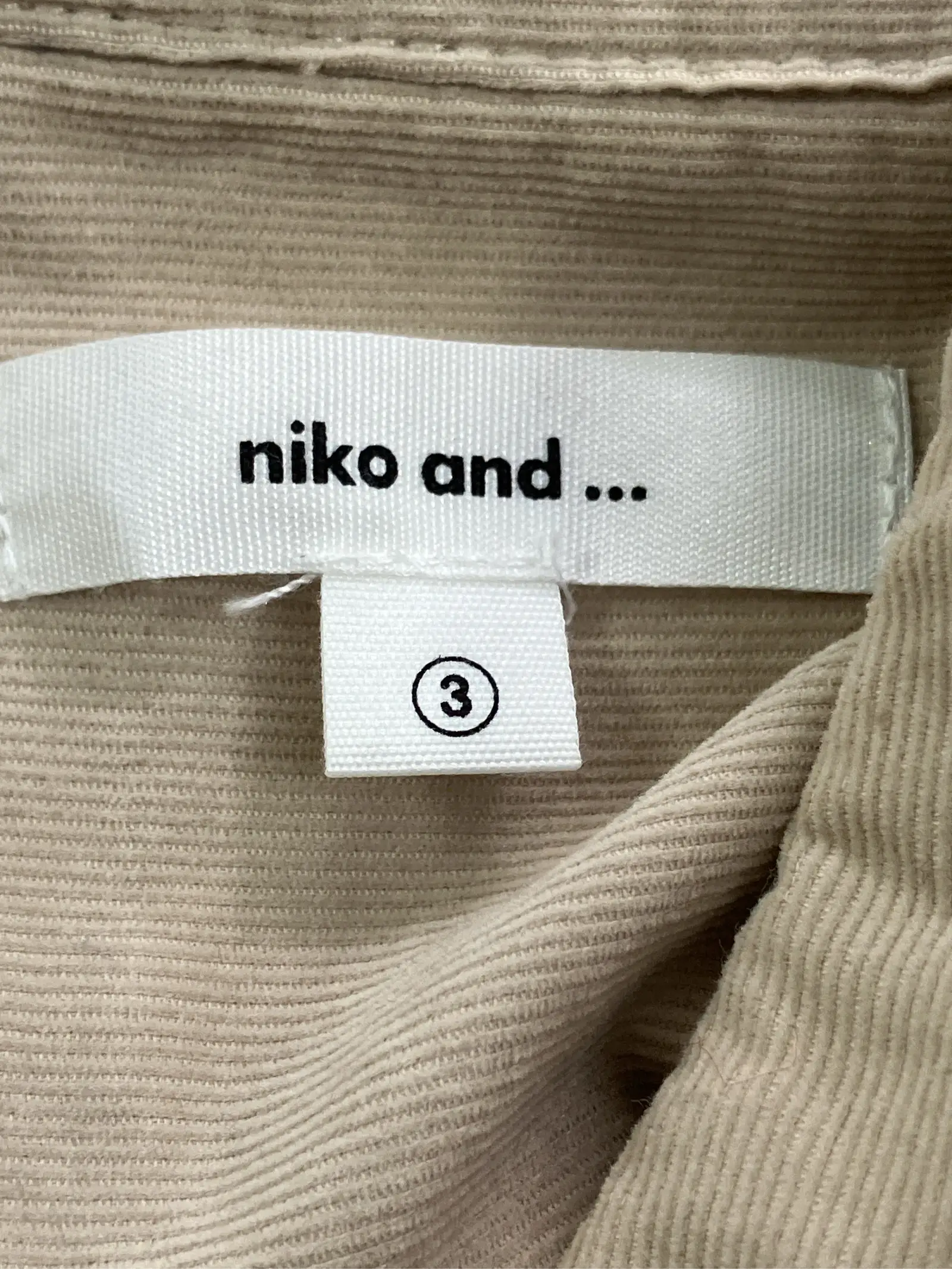 https://r2-worker.digdig.jp/product/d3f23a2d-49c6-4e44-bab8-f0e5459c8395/206f4d10-0ae3-499f-bfd1-1fc6fcd25bba