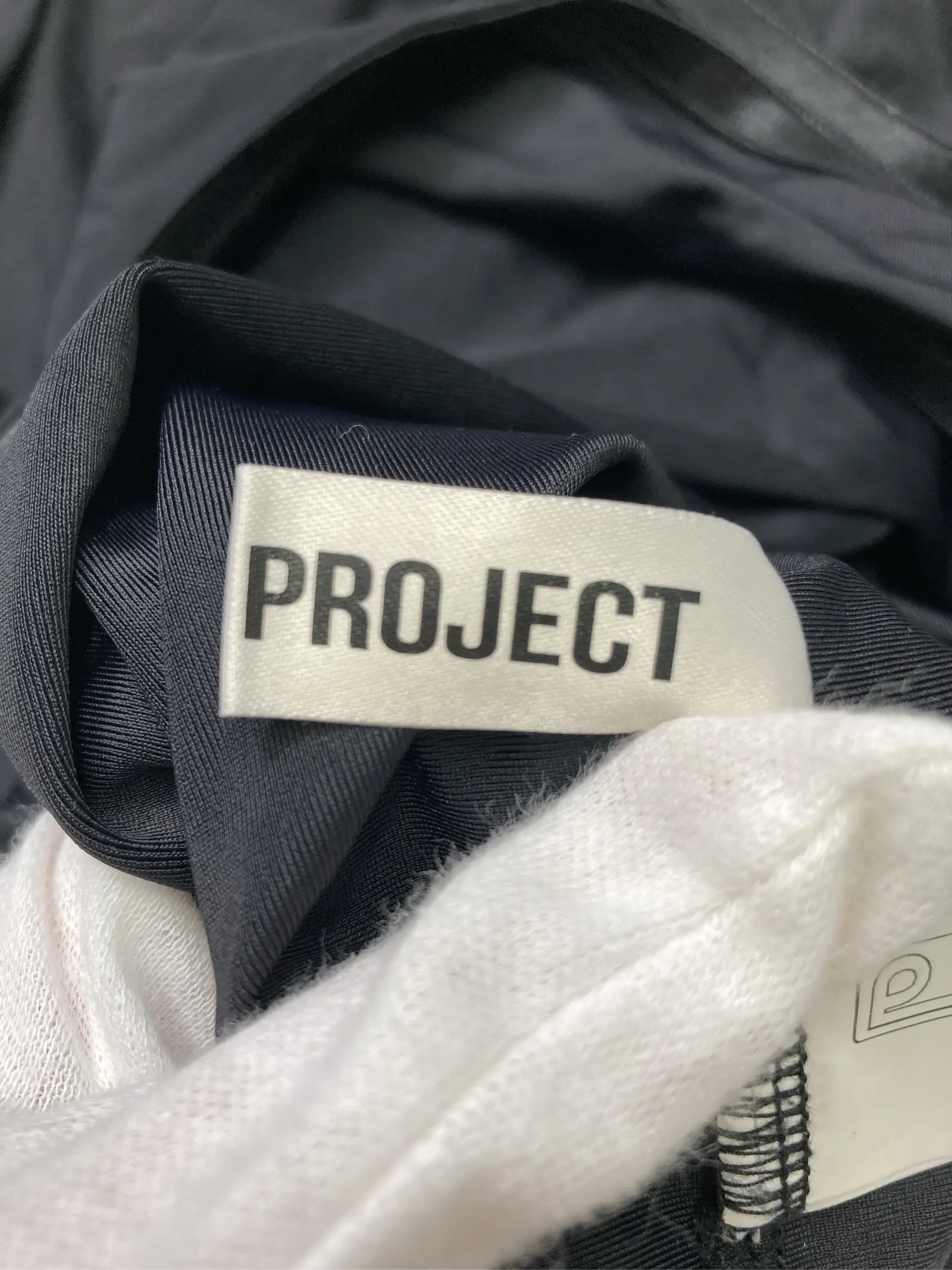 https://r2-worker.digdig.jp/product/d41e25b8-2c79-42fc-89cd-f16d937b586d/e352c772-43c0-4324-87b1-4e576fbc2f59