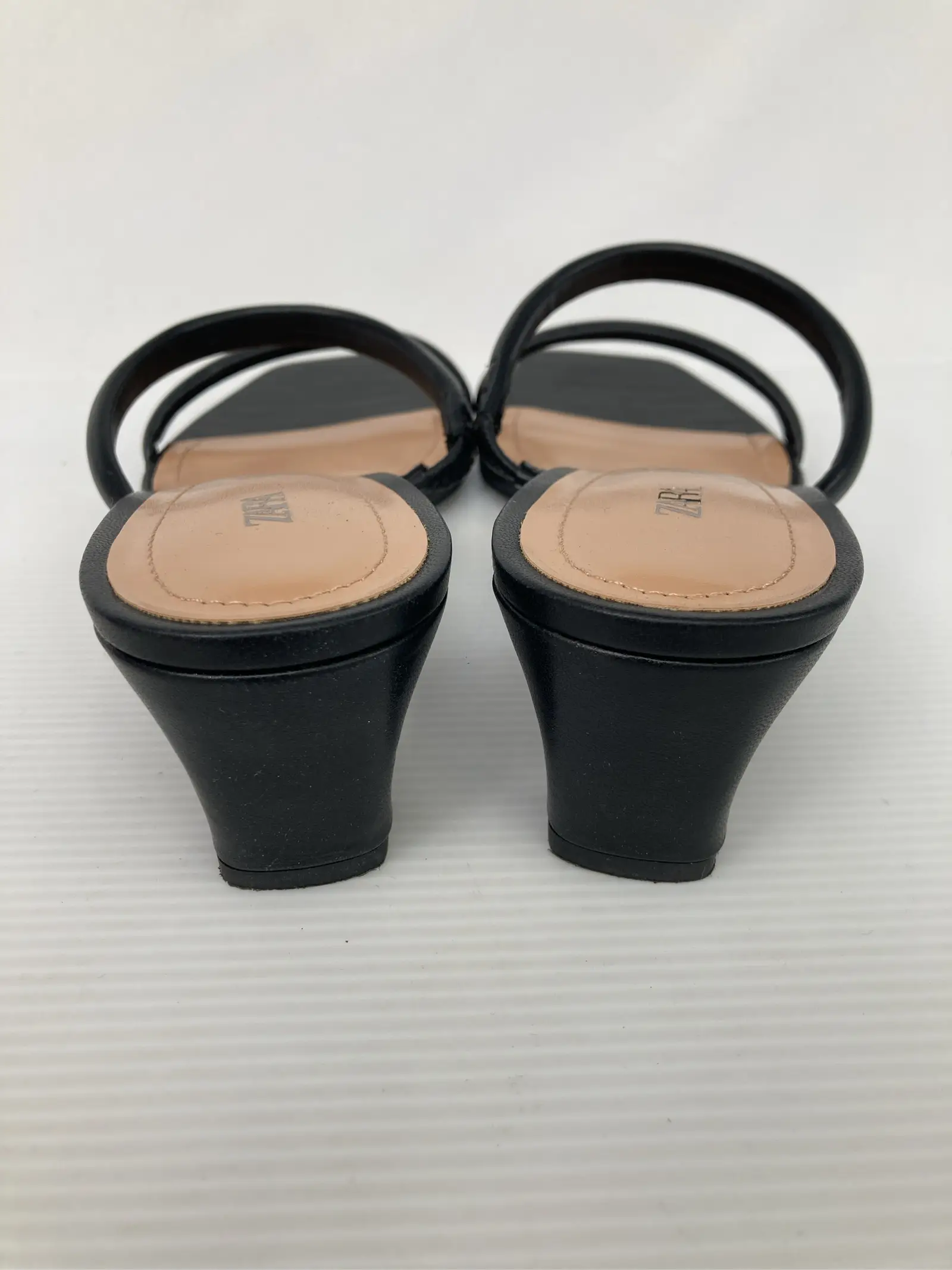 https://r2-worker.digdig.jp/product/d4288dc7-da3c-4e6d-8277-8a9f51c5a479/5f66db67-4a34-4cf2-9bbc-f4f6535de607
